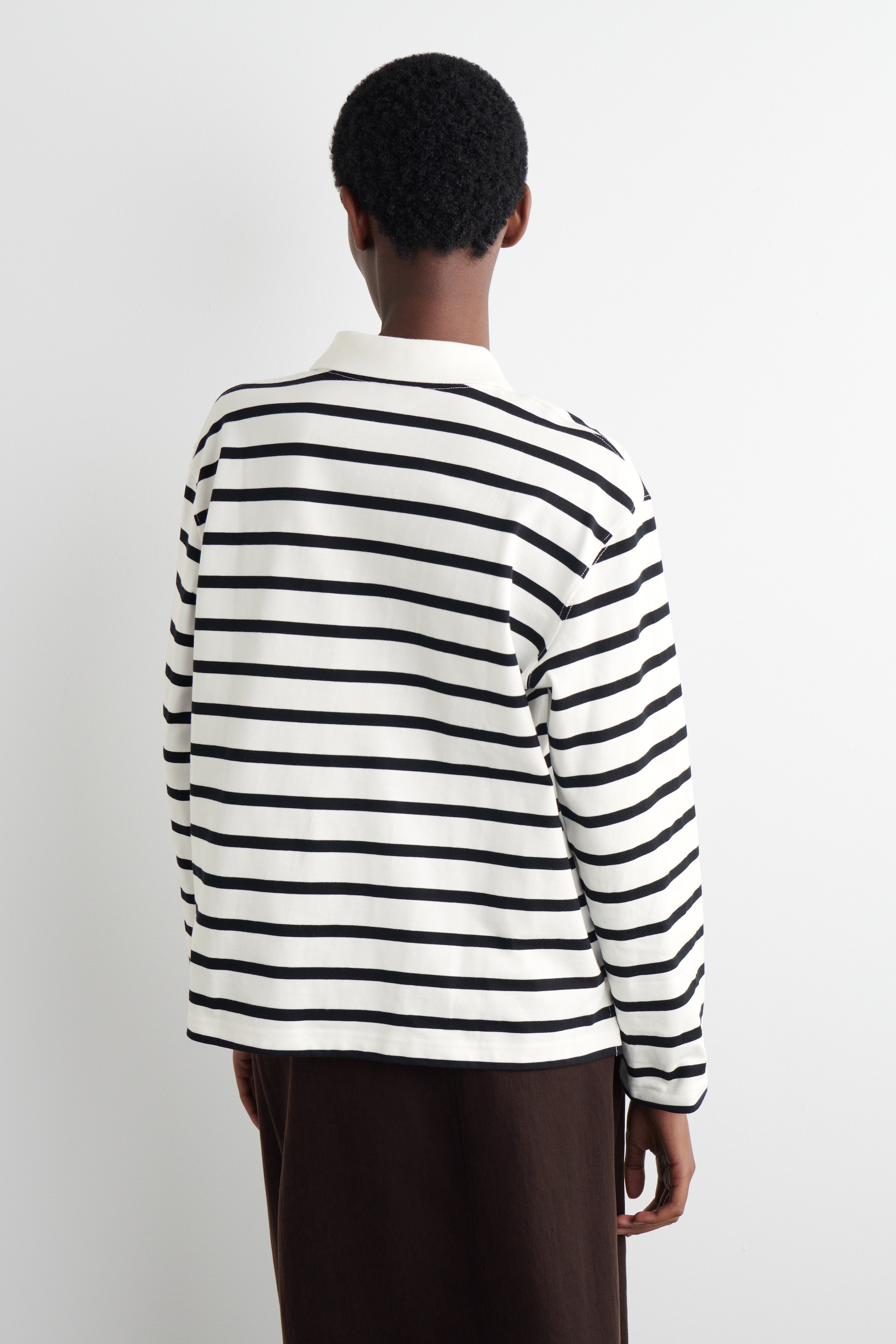 View larger image: RELAXED STRIPED LONG-SLEEVED POLO SHIRT - WHITE / STRIPED - Ladies | H&M GB 4