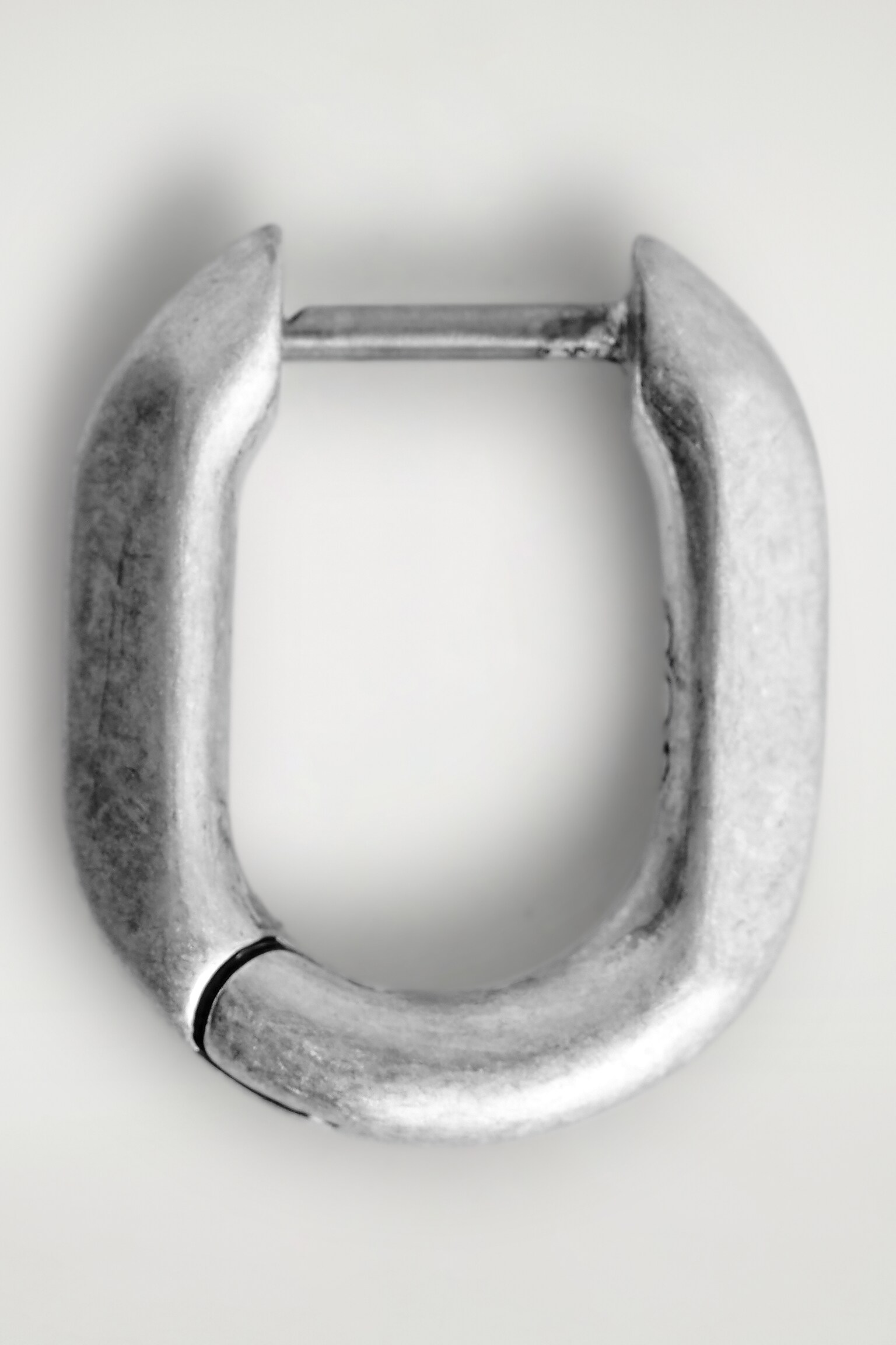 FACETED HUGGIE HOOP EARRINGS - SILVER - 3
