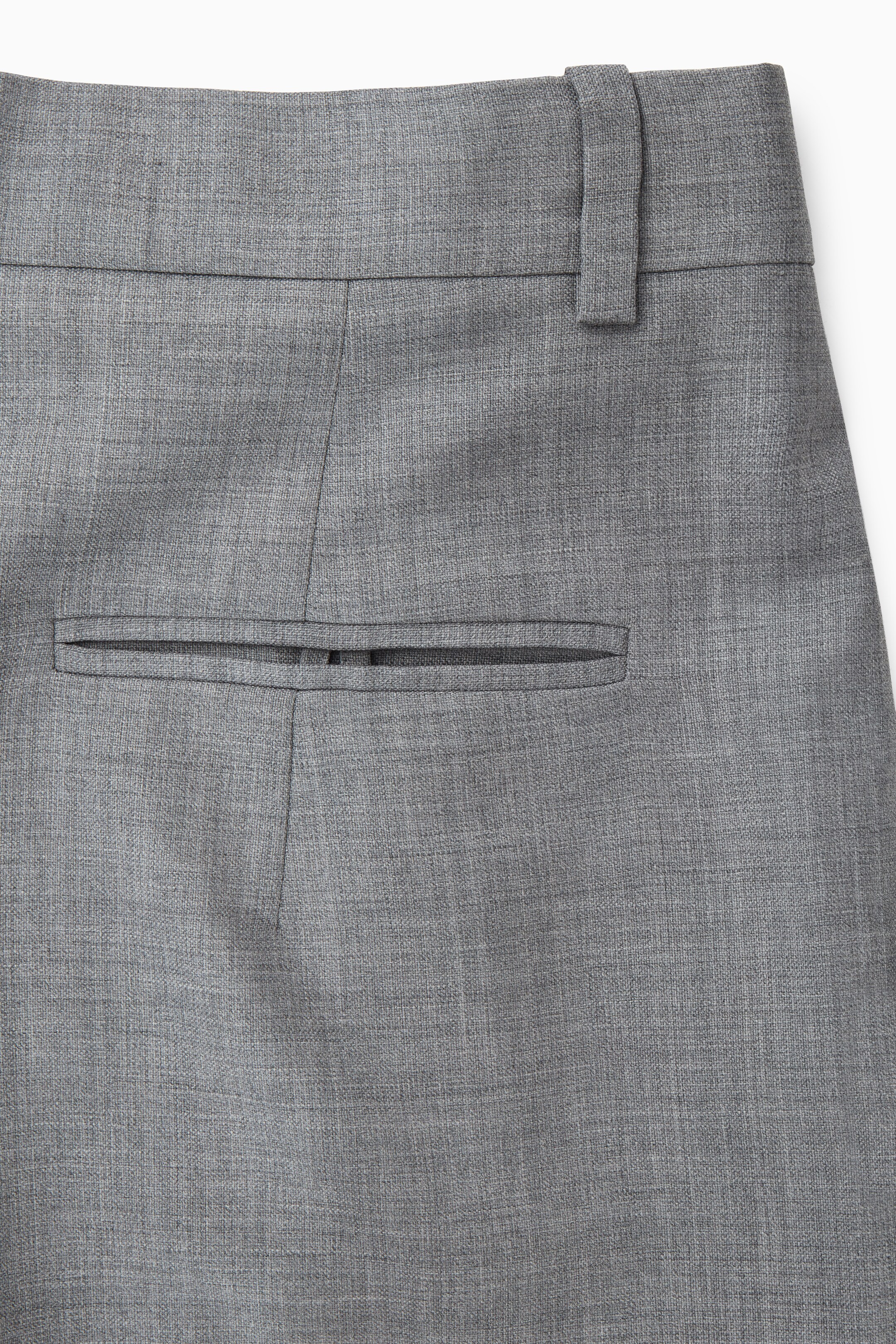 Ingrandisci l'immagine: REGULAR WOOL BARREL-LEG TROUSERS - GREY MÉLANGE - DONNA | H&M CH 2