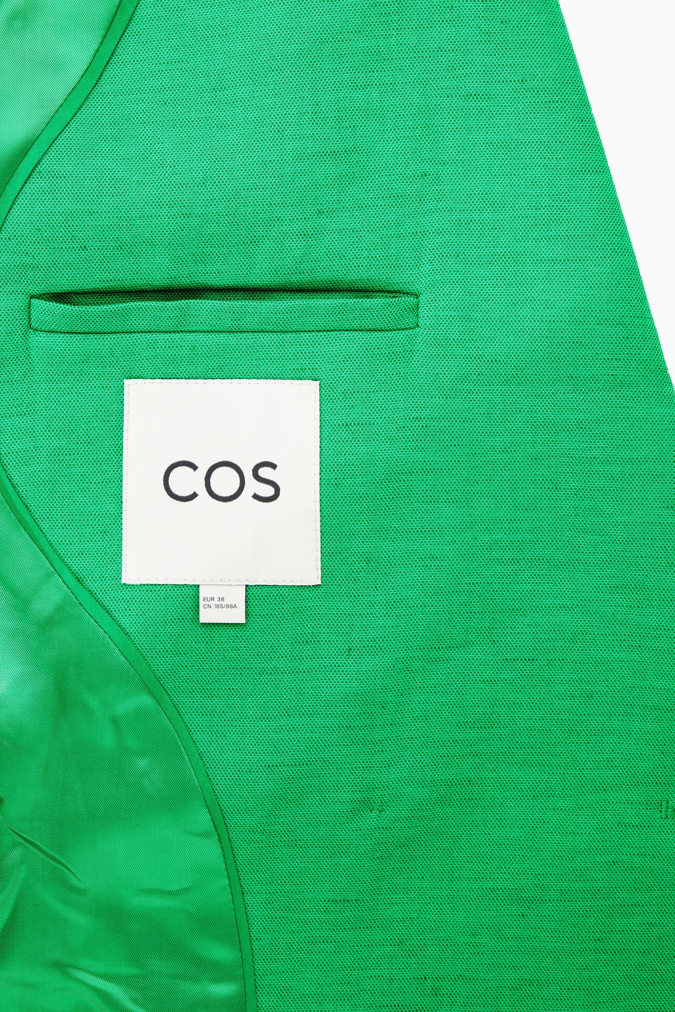 StillMedia/DescriptiveDetail