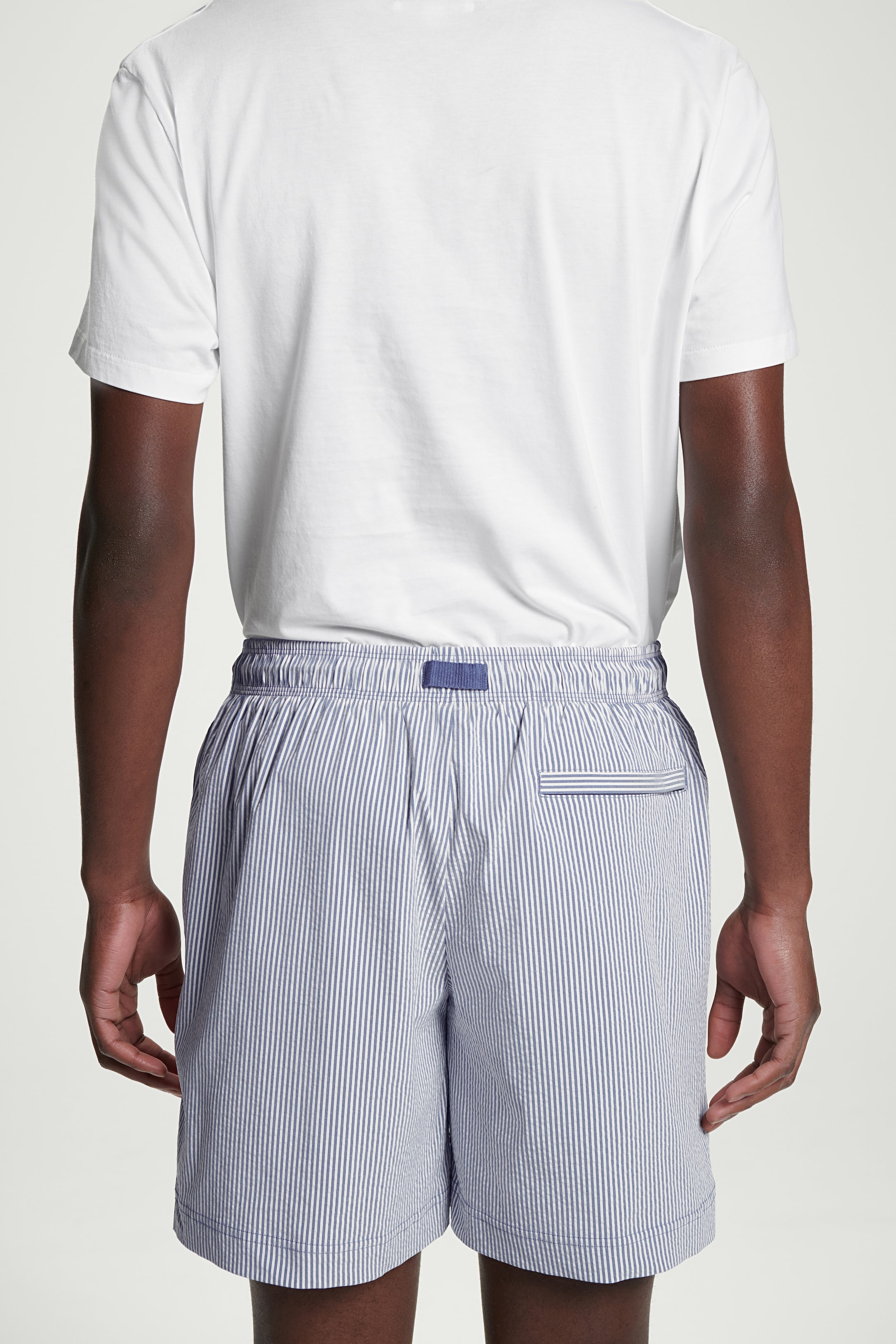 Grösseres Bild ansehen: GESTREIFTE BADESHORTS AUS SEERSUCKER - BLAU/GESTREIFT - HERREN | H&M CH 3