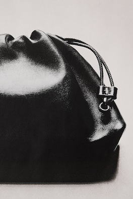 MINI CAVATELLI CLUTCH BAG - LEATHER — BLACK 6