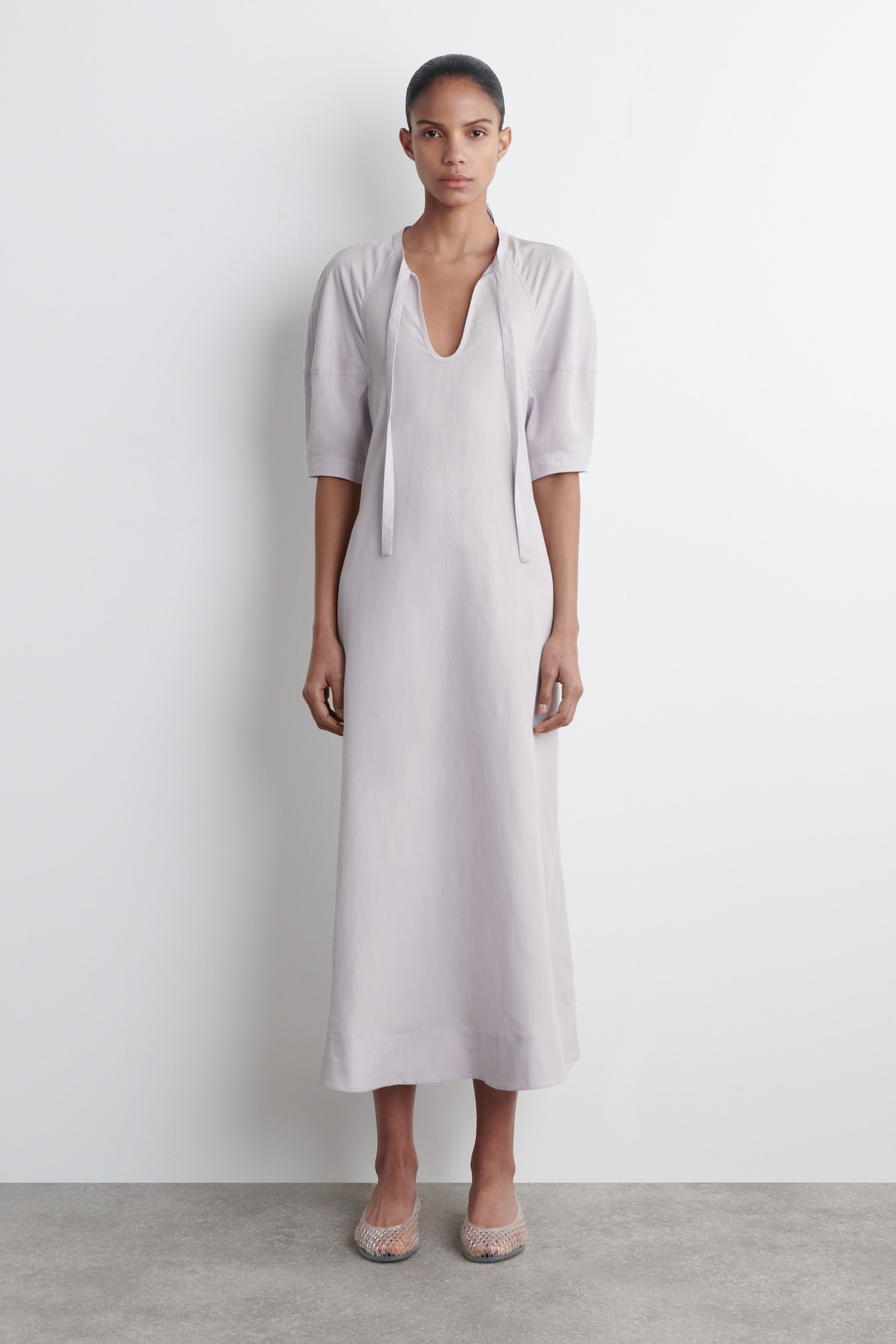 Daisy Wrap Neck Twist Detail Midi Dress Lilac