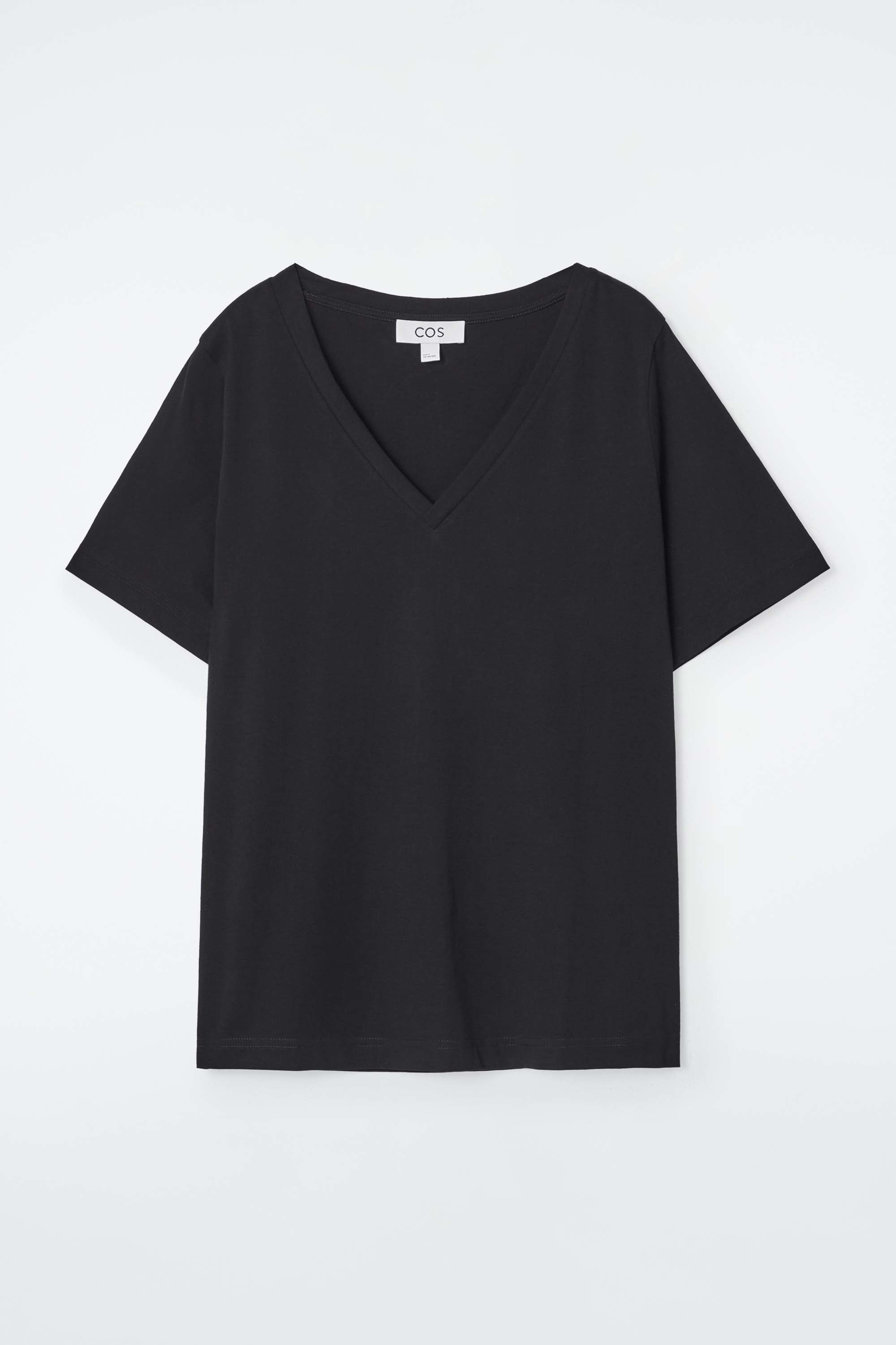 24/7 REGULAR V-NECK T-SHIRT - BLACK | COS
