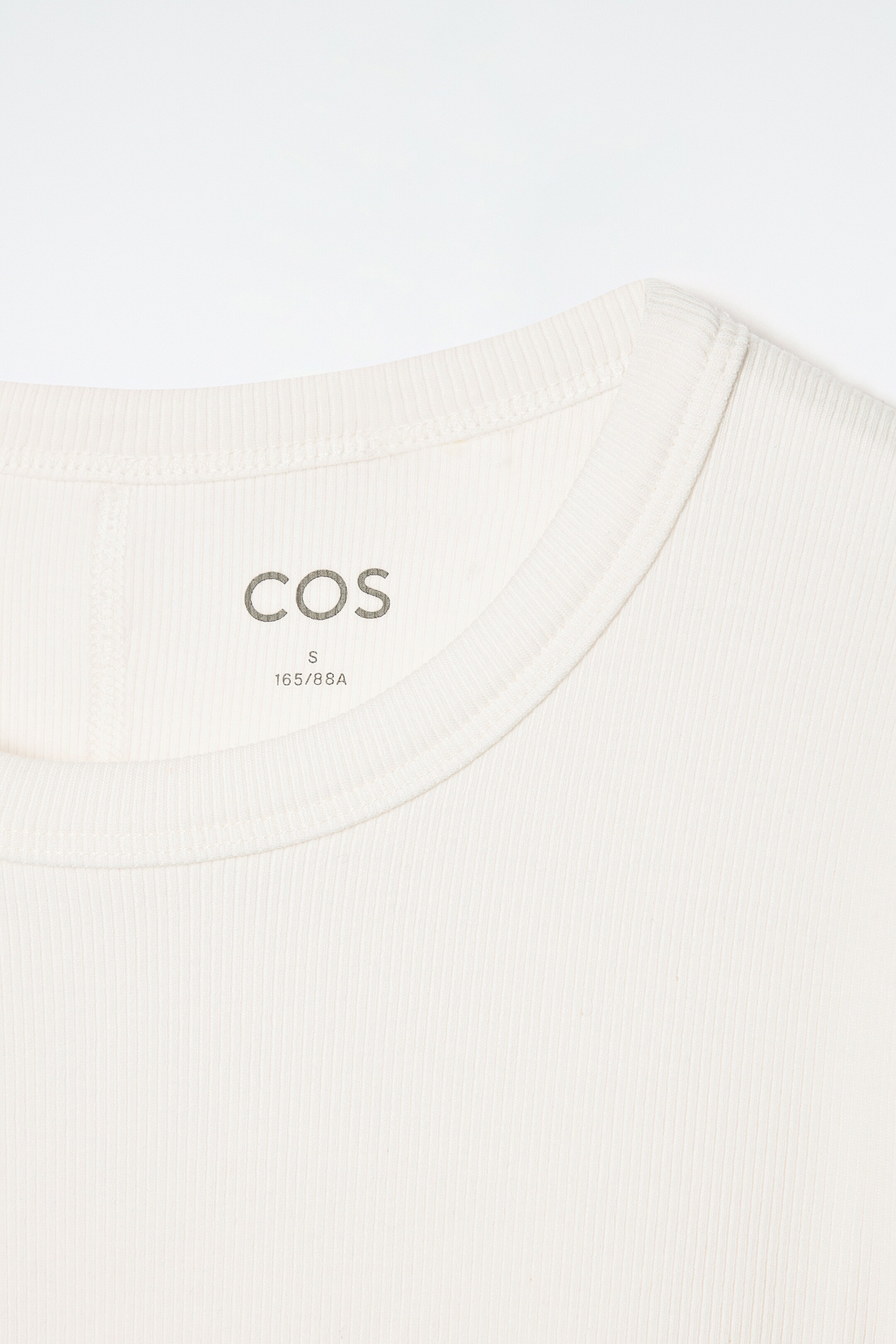 Ver imagem maior: RIBBED JERSEY LONG-SLEEVED TOP - BRANCO - SENHORA | H&M PT 6