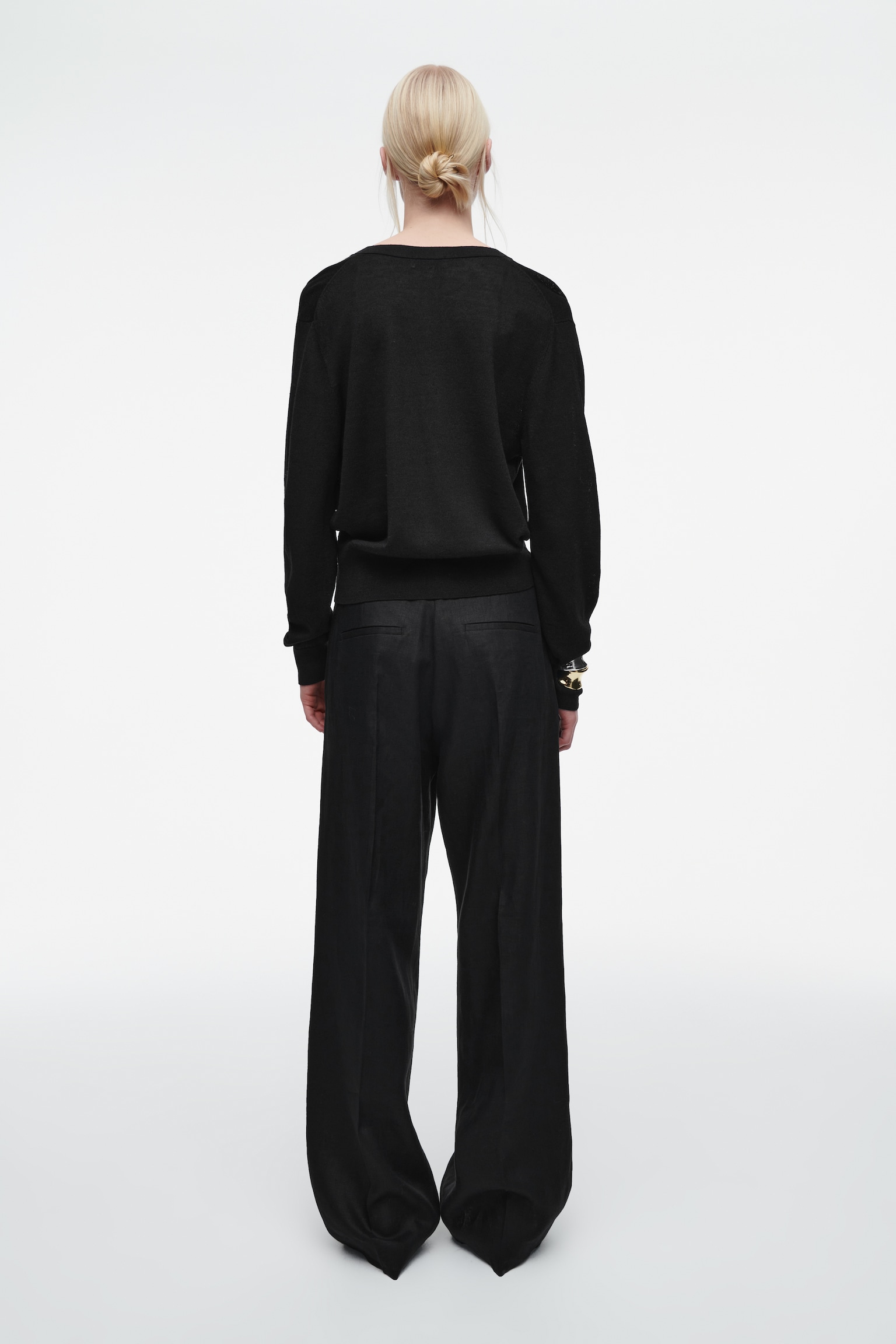 MERINO WOOL-LINEN BLEND V-NECK CARDIGAN - BLACK/OFF-WHITE - 5