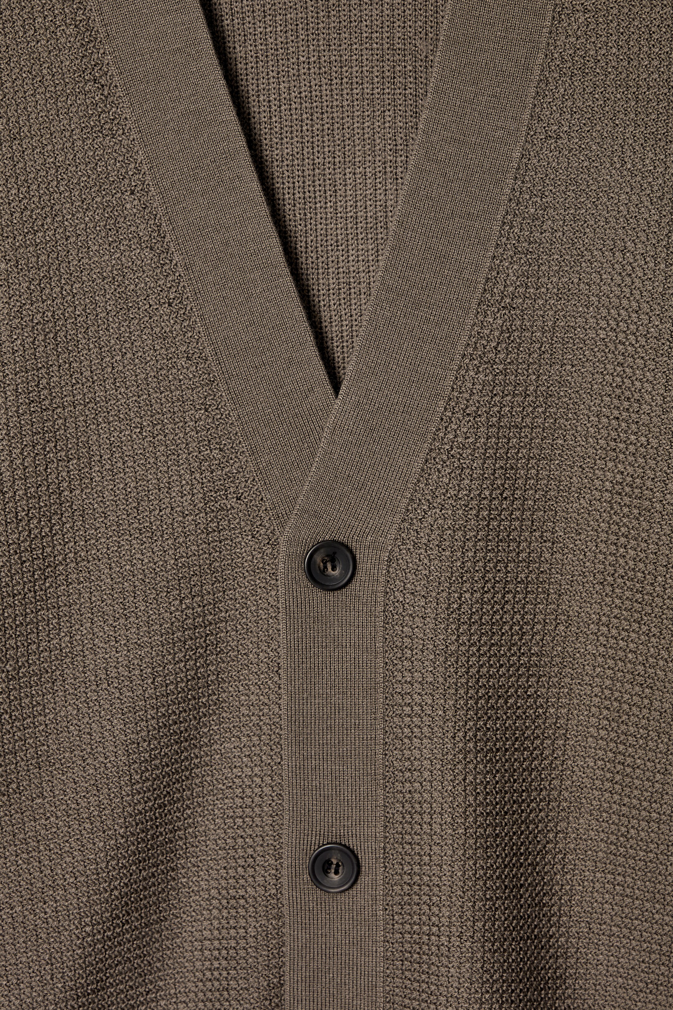 Ingrandisci l'immagine: TEXTURED MERINO WOOL CARDIGAN - MOLE - UOMO | H&M CH 2