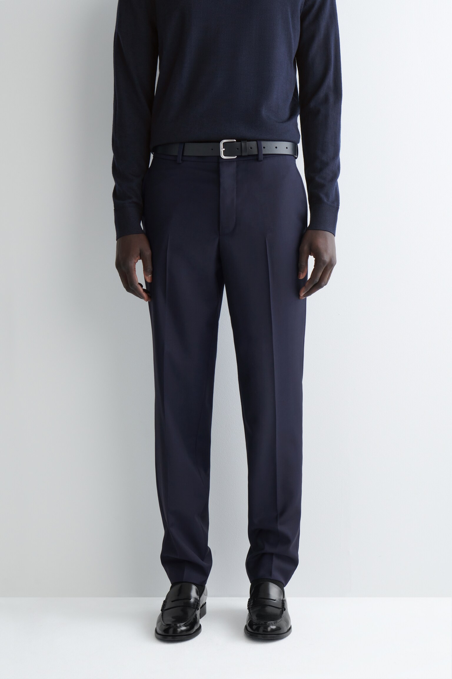 PANTALÓN DE TRAJE RECTO DE LANA - NAVY - 7