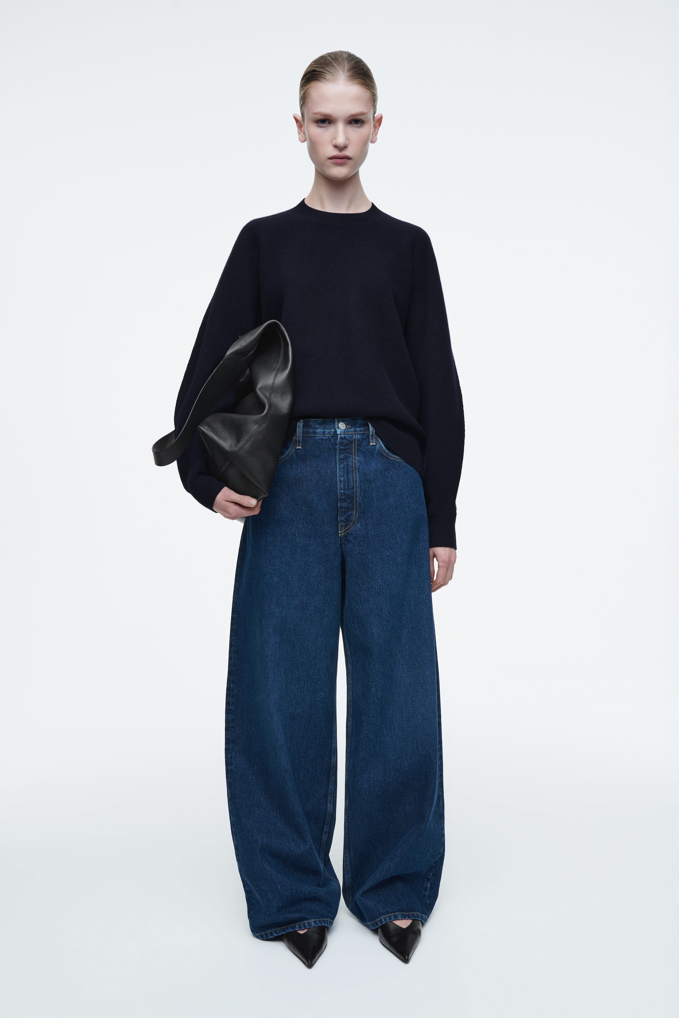ROUNDED DOUBLE-FACED WOOL JUMPER