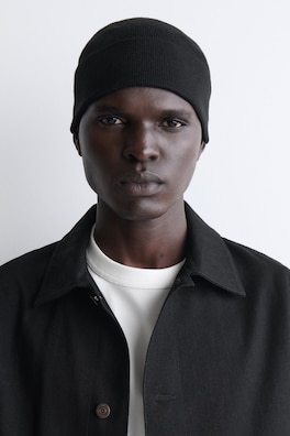 MERINO WOOL BEANIE — BLACK 1
