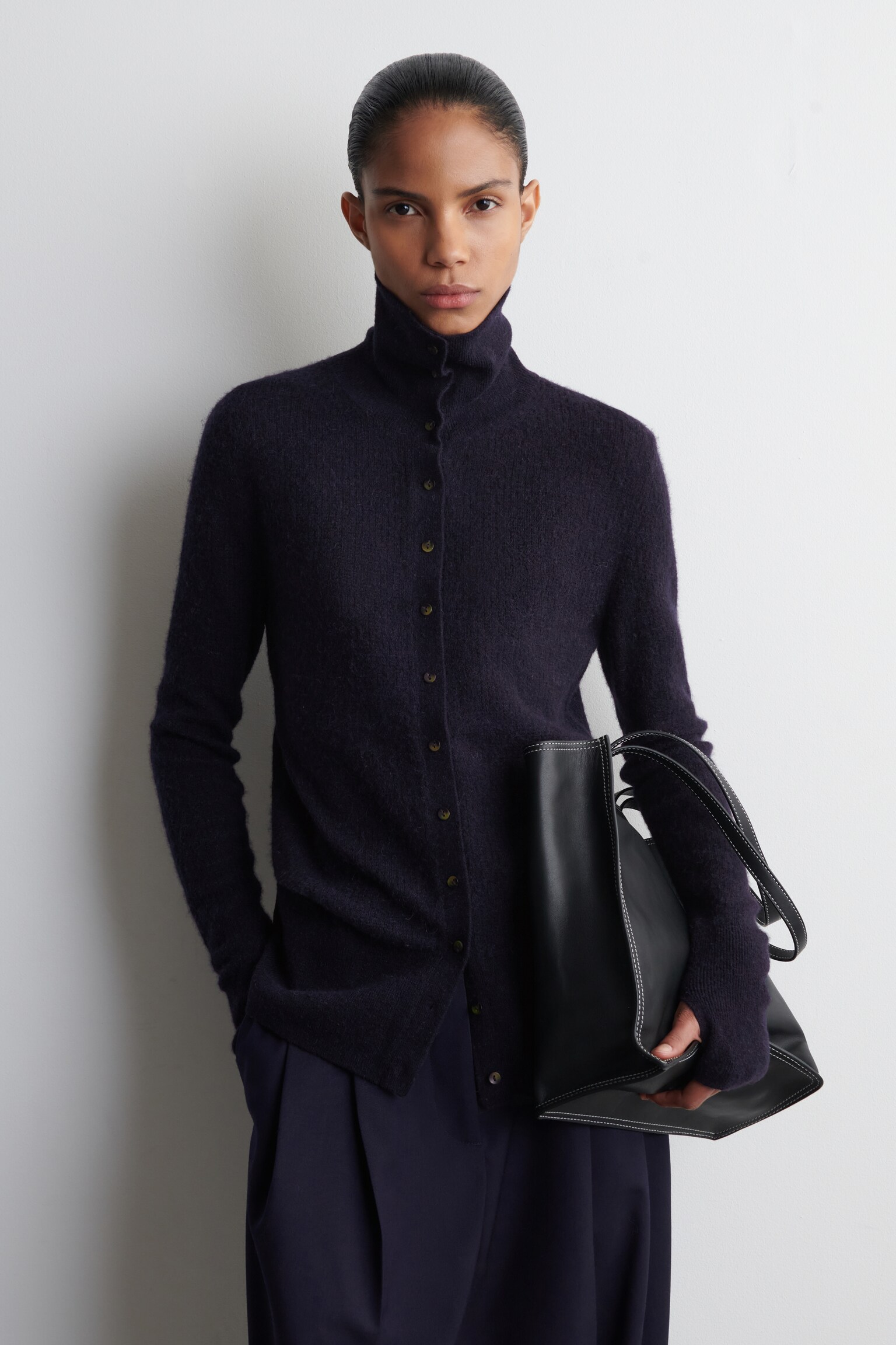 קרדיגן צווארון גבוה מצמר מאלפקה ומרינו - כחול כהה מלנג'/חום מלנג' - 1