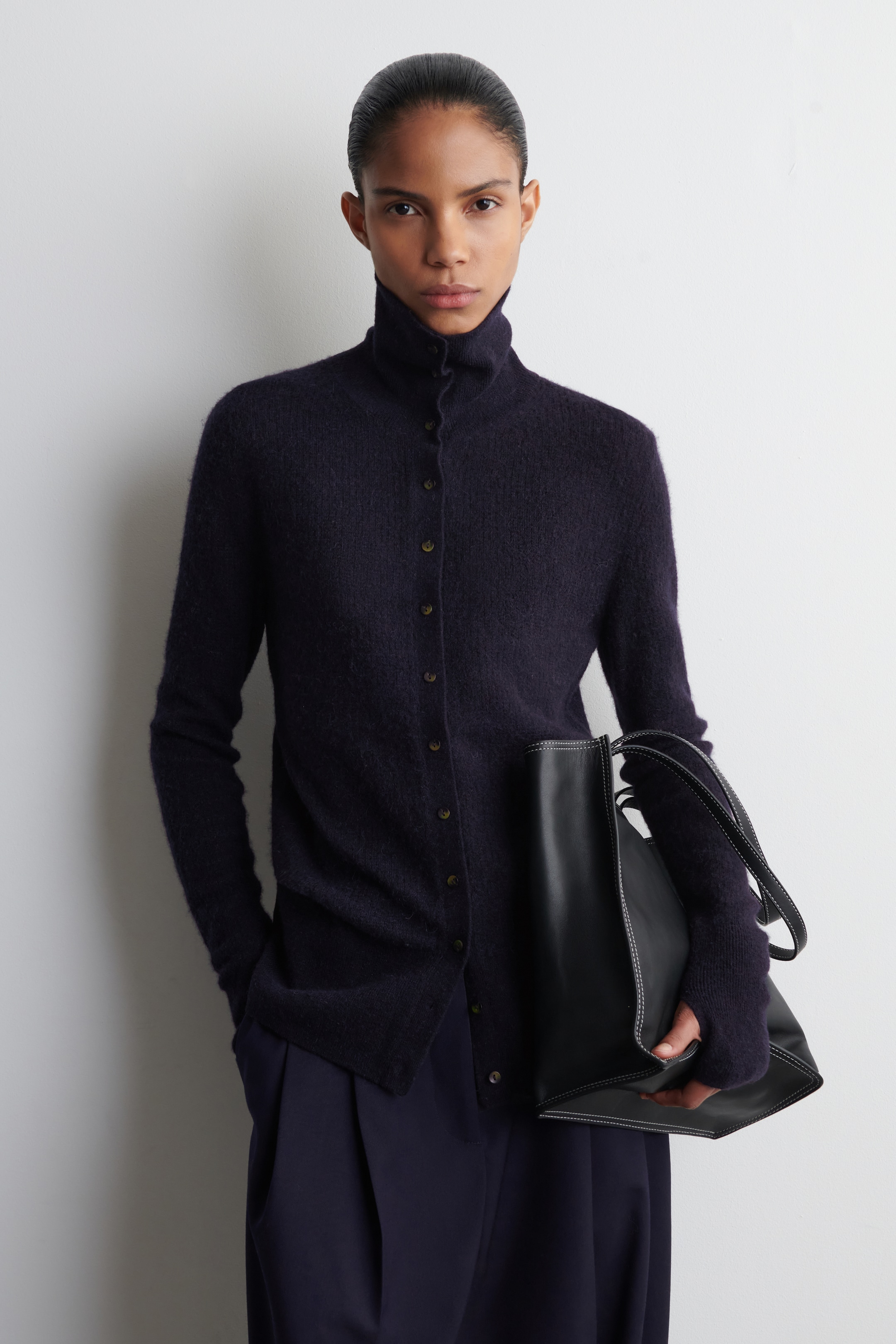 Agrandir l'image: CARDIGAN À COL HAUT EN ALPAGA ET LAINE MÉRINOS - BLEU MARINE CHINÉ - FEMME | H&M CH 1