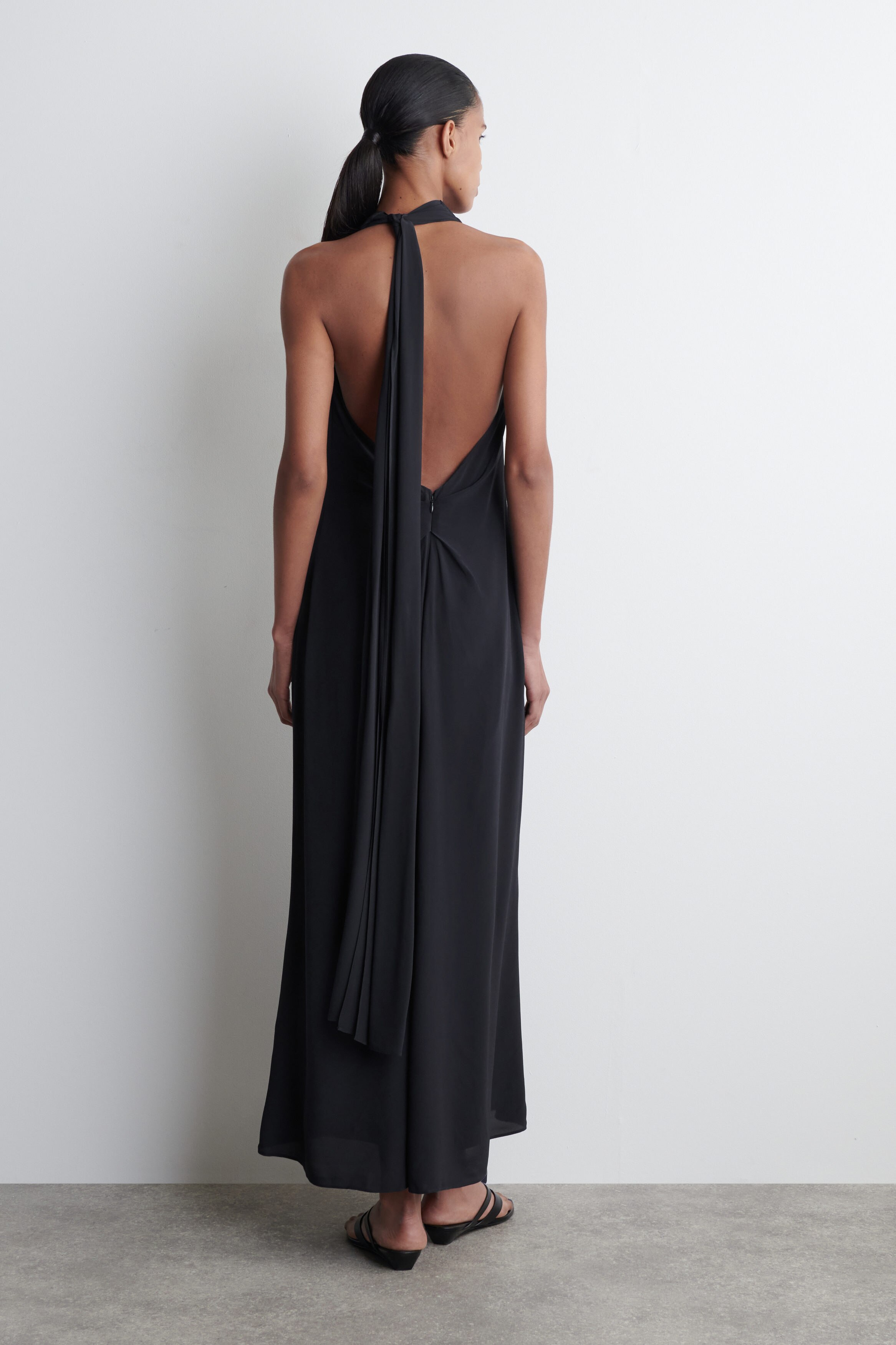 knee length dresses for ladies COS Gathered Halter Neck – Continuiti