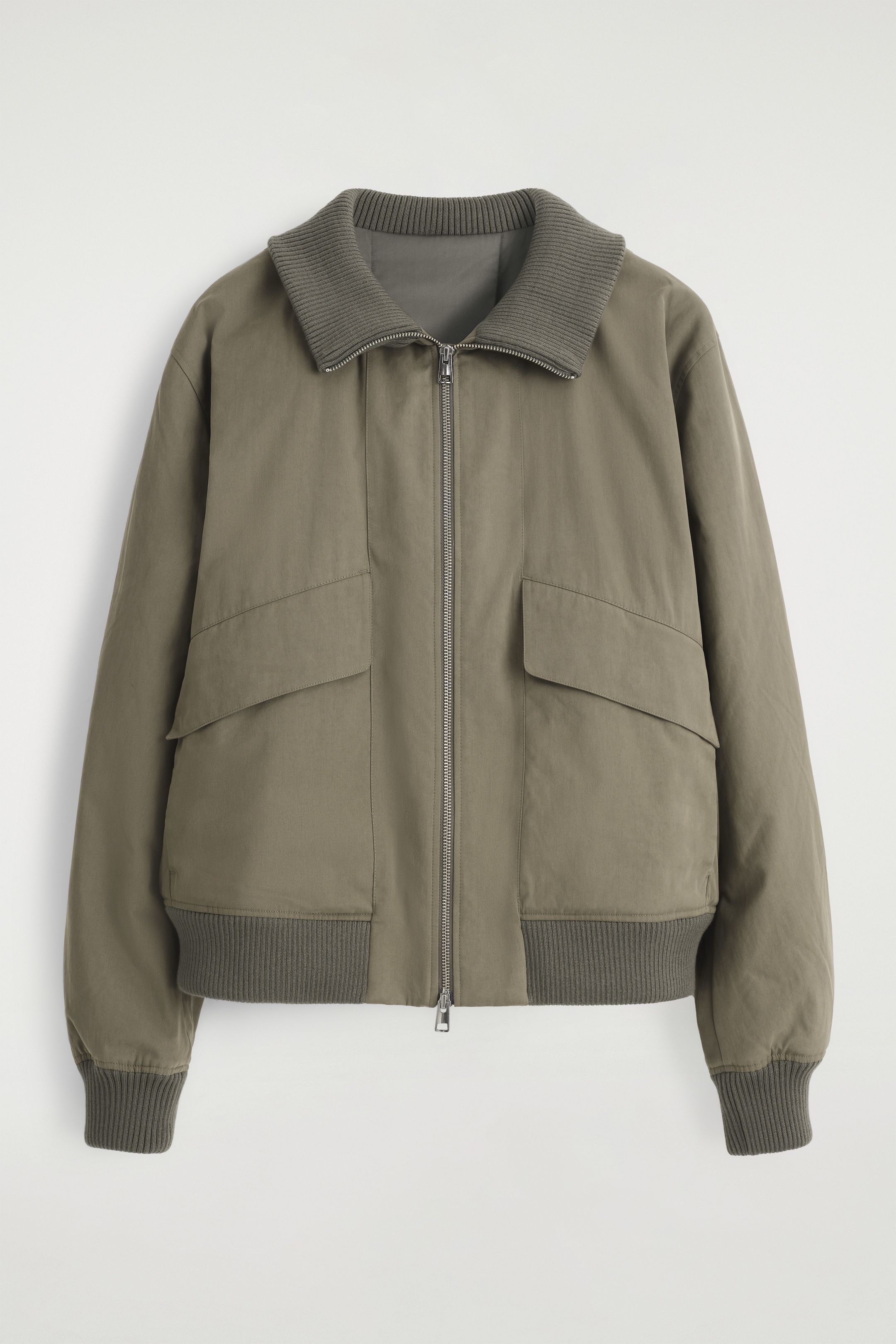 Grösseres Bild ansehen: GEPOLSTERTE FLIEGERJACKE AUS BAUMWOLLE - STEINGRAU - HERREN | H&M CH 6