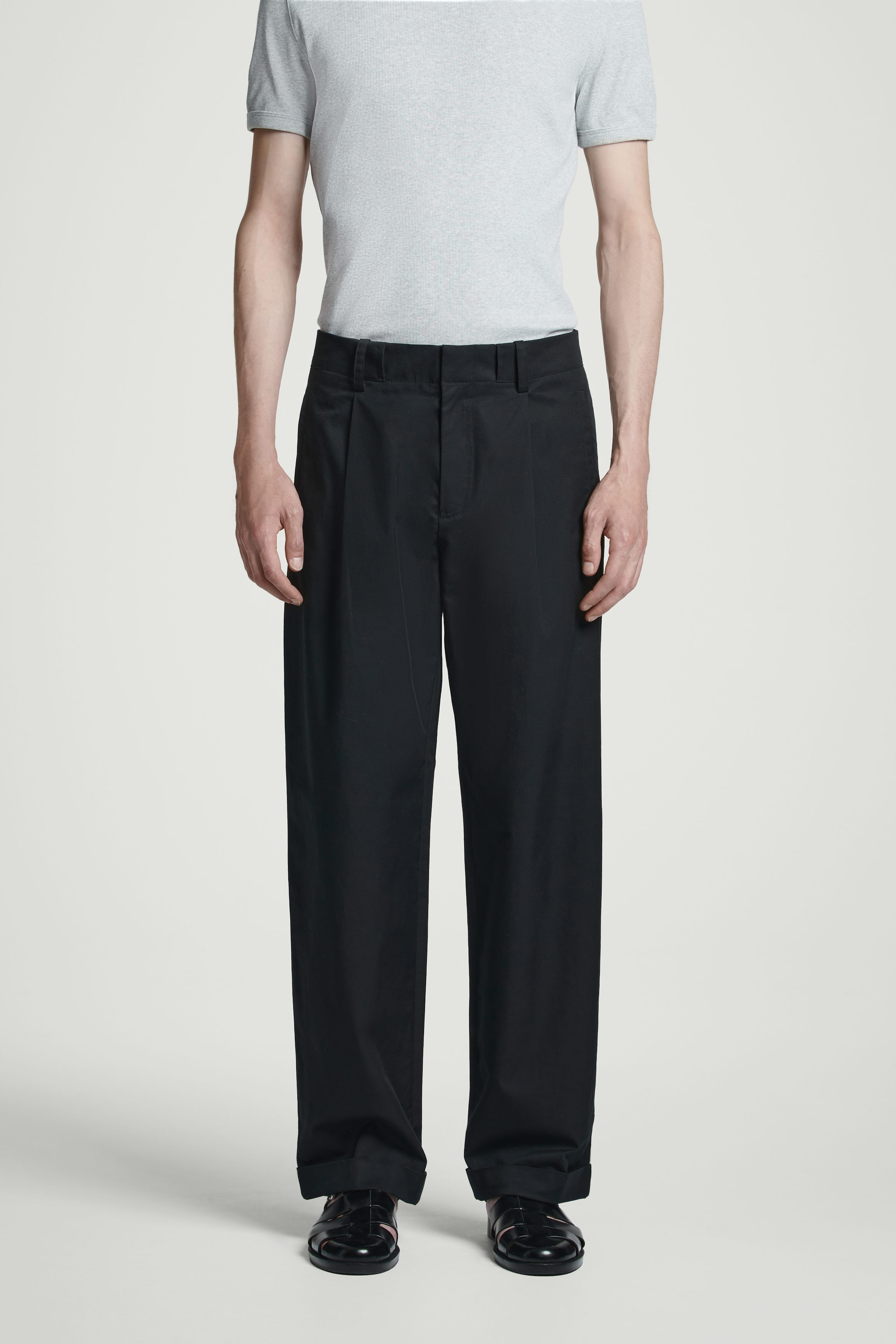 PANTALONI AFFUSOLATI CON RISVOLTO IN COTONE