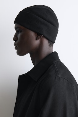 MERINO WOOL BEANIE — BLACK 2