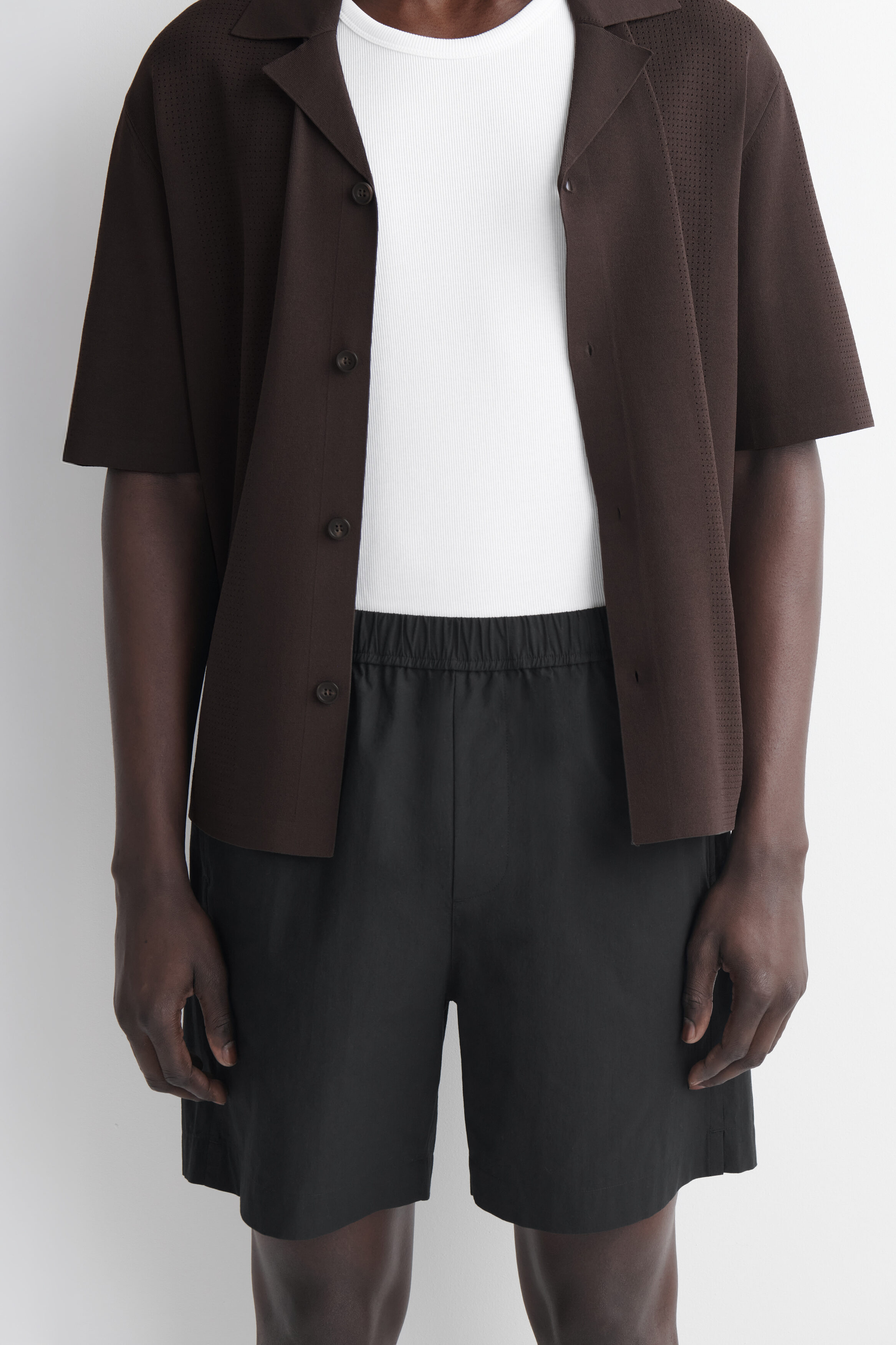 ELASTICATED COTTON SHORTS - BLACK | COS US