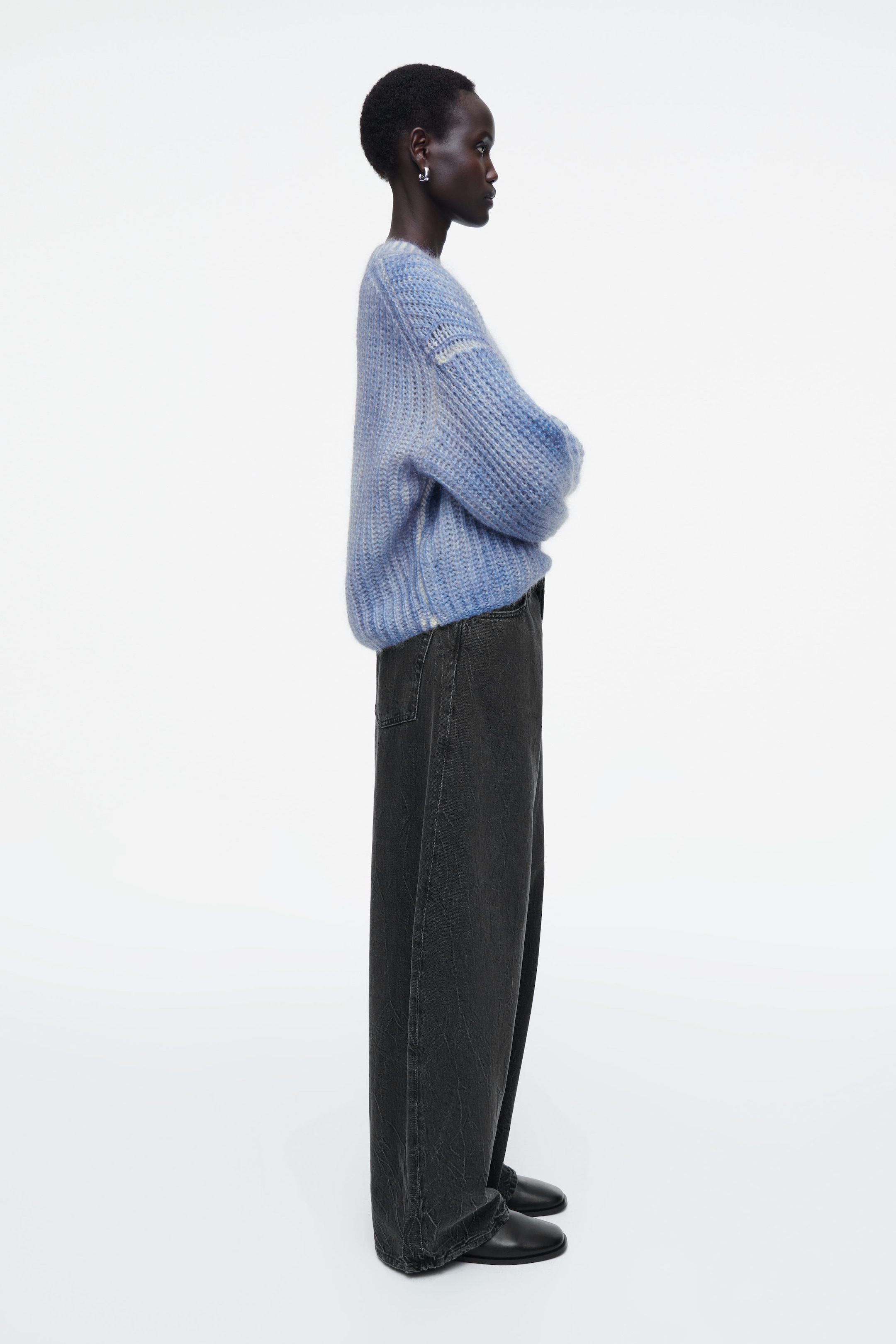 SPRAY-EFFECT MOHAIR V-NECK SWEATER