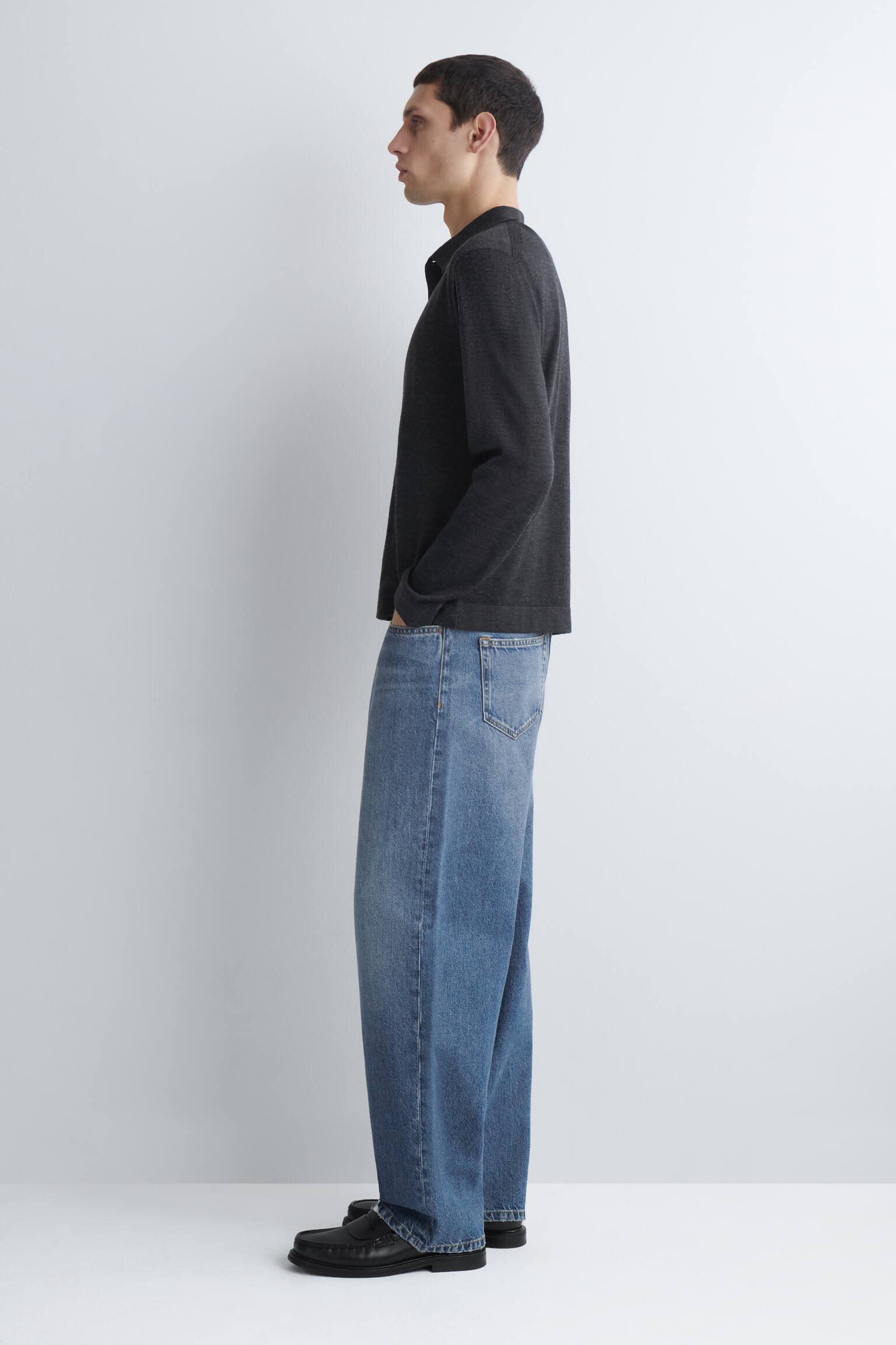 STRIKKET T-SHIRT I MERINOULD - KOKSGRÅ/BRUNMELERET/SORT - 3