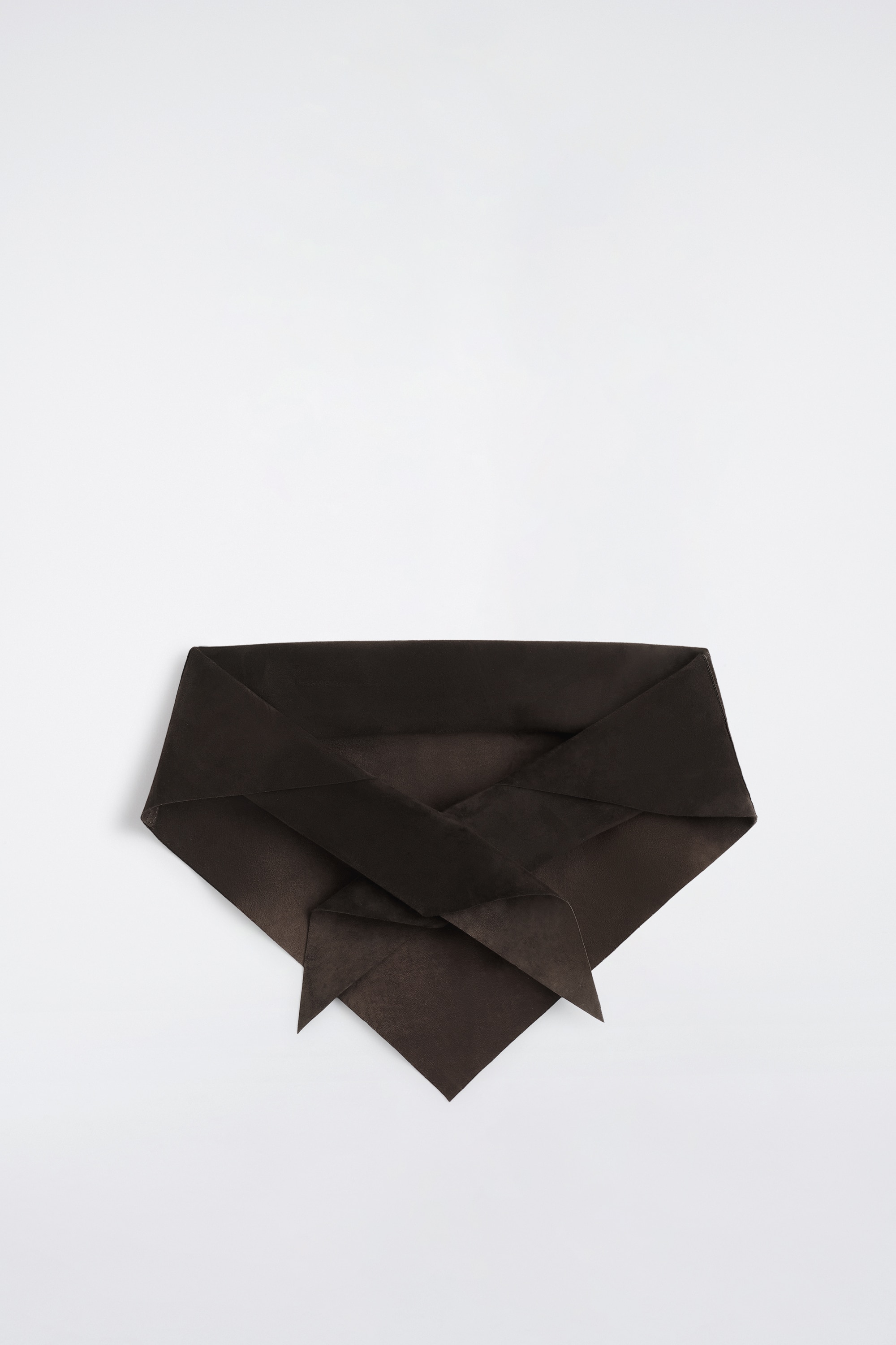 SUEDE TRIANGLE SCARF - DARK BROWN