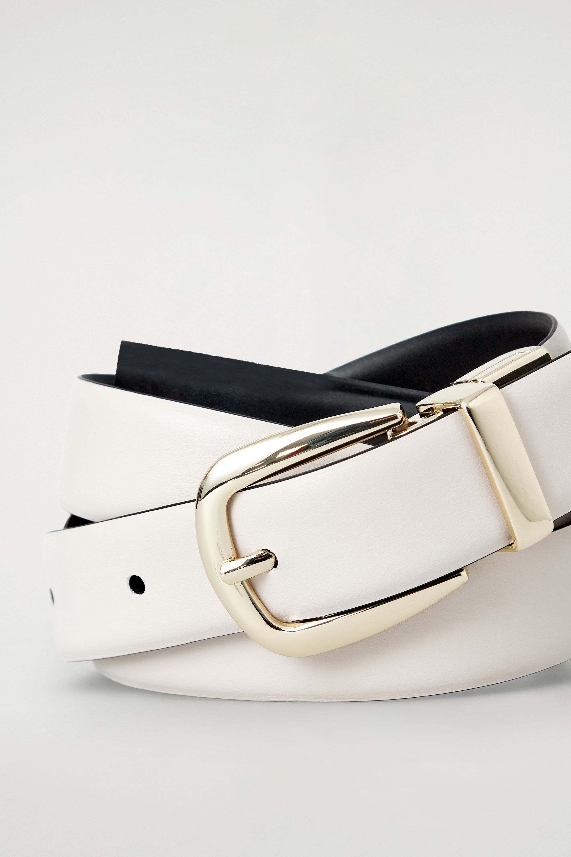 完売品/CLUBHAUS White/Black Reversible Belt REVERSIBLE LEATHER BELT - BLACK / ECRU | COS NL