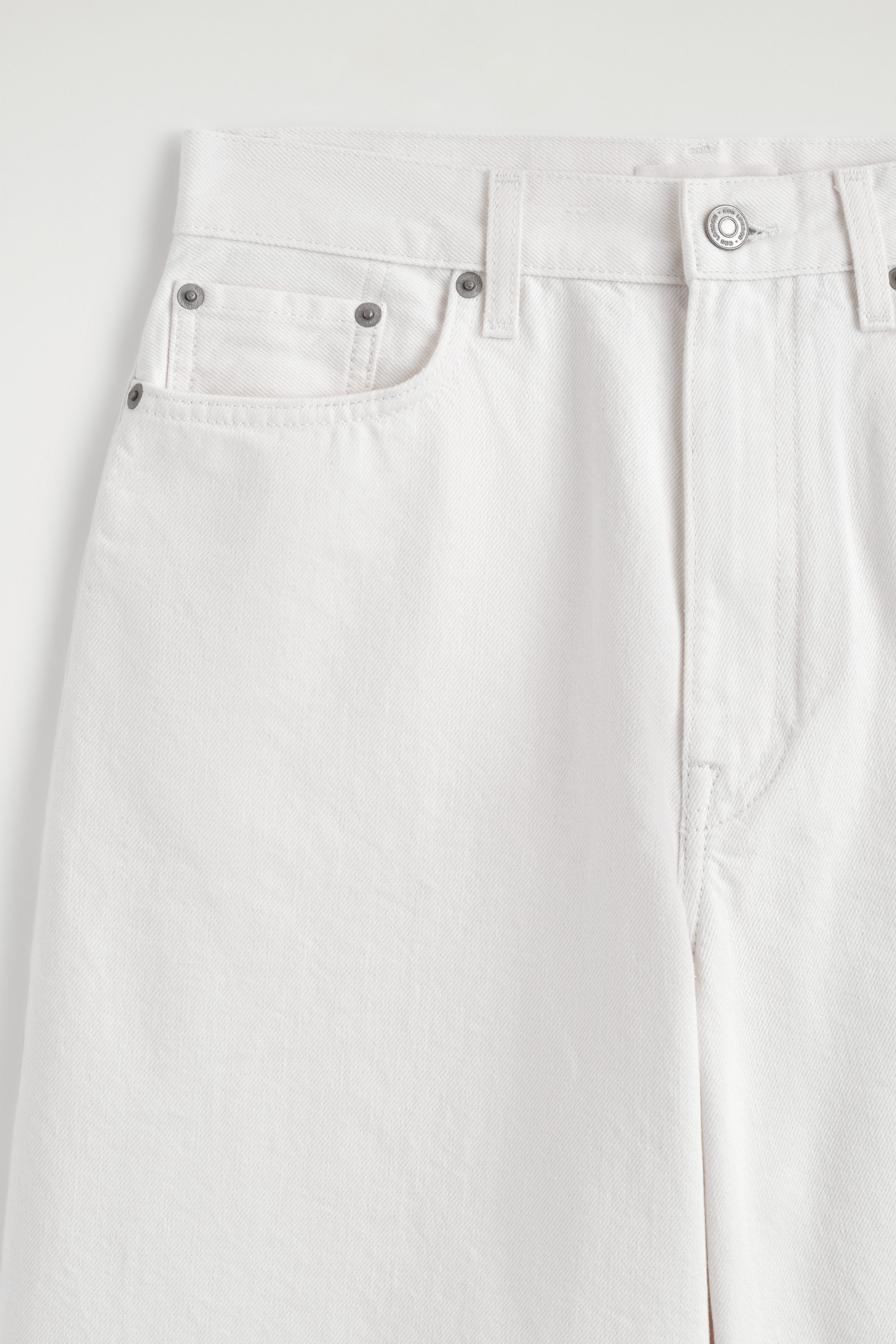 StillMedia/DescriptiveDetail