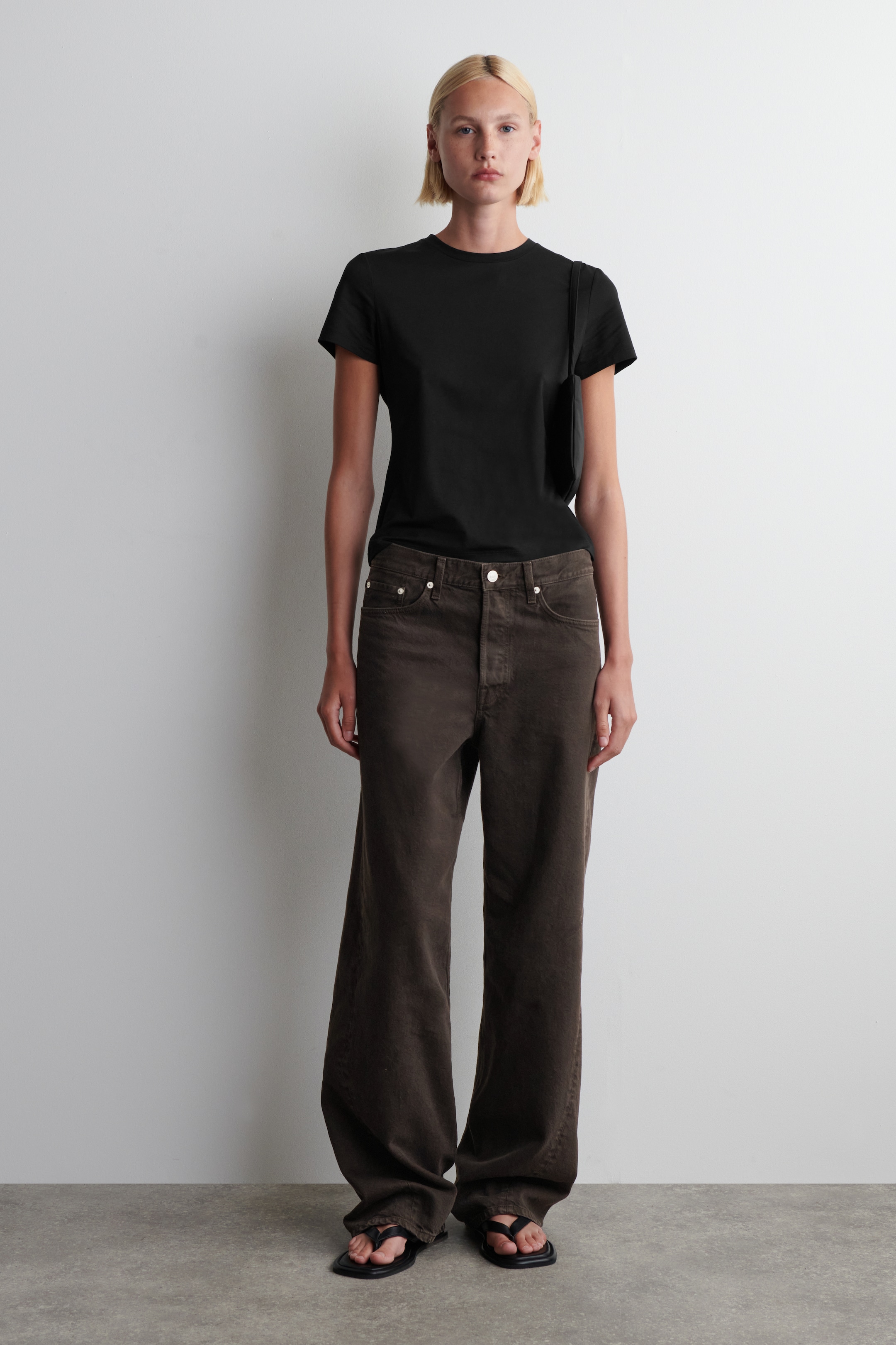 Grotere afbeelding bekijken: Verkleind T-shirt - ZWART - DAMES | H&M BE 2