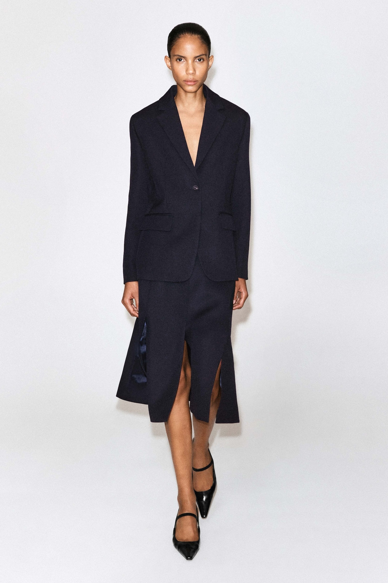 SINGLE-BREASTED WOOL BLAZER — MIDNIGHT