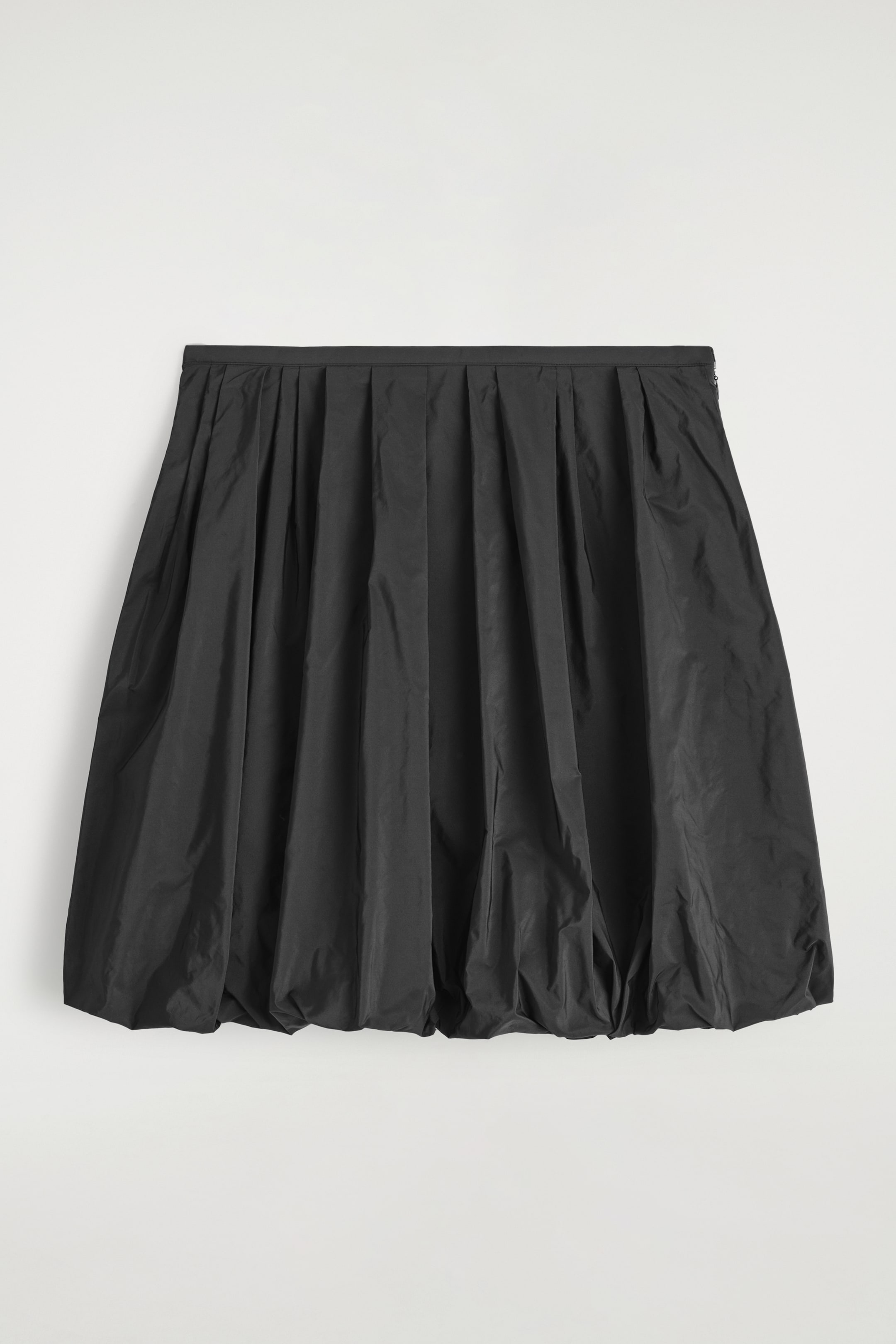 Grösseres Bild ansehen: MINIROCK MIT BUBBLE-SAUM - SCHWARZ - DAMEN | H&M CH 4