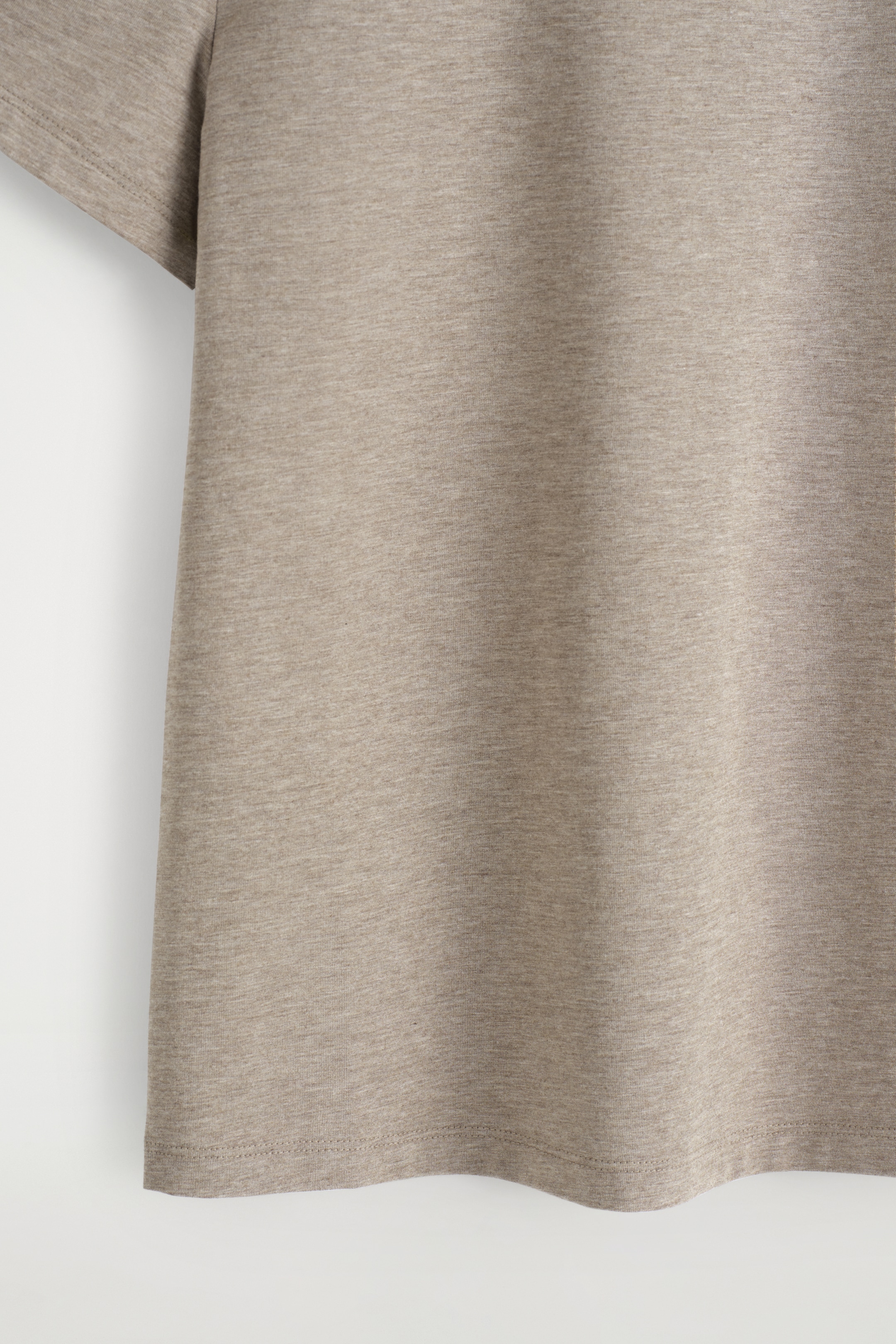 Grösseres Bild ansehen: LEICHT VERKÜRZTES T-SHIRT - BEIGE MELIERT - DAMEN | H&M CH 7