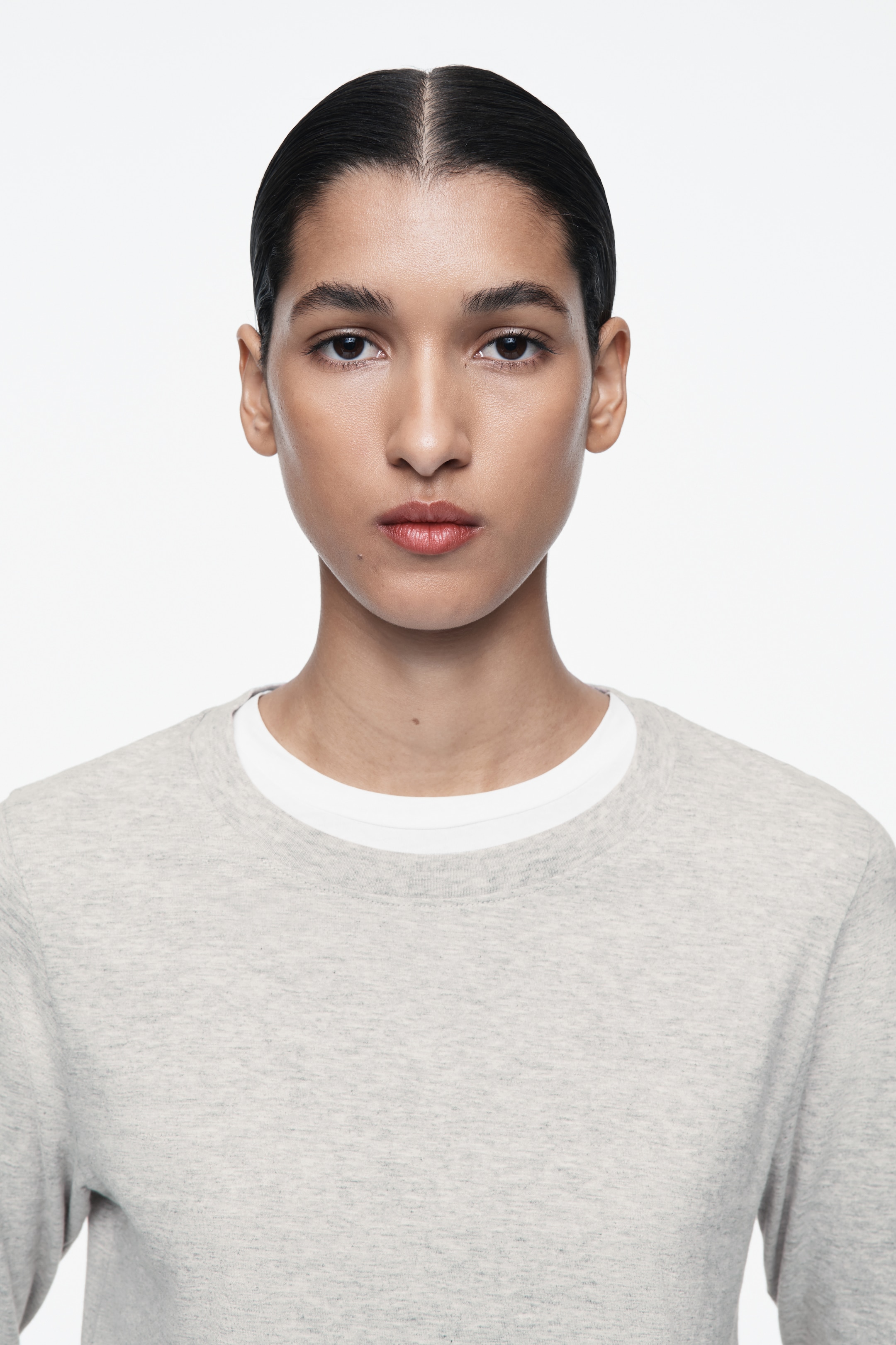 Zobacz większy obraz: T-SHIRT 24/7 Z DŁUGIM RĘKAWEM - JASNOSZARY - ONA | H&M PL 6