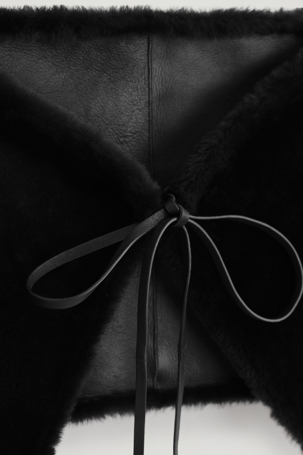 SHEARLING SNOOD — MAHOGANY