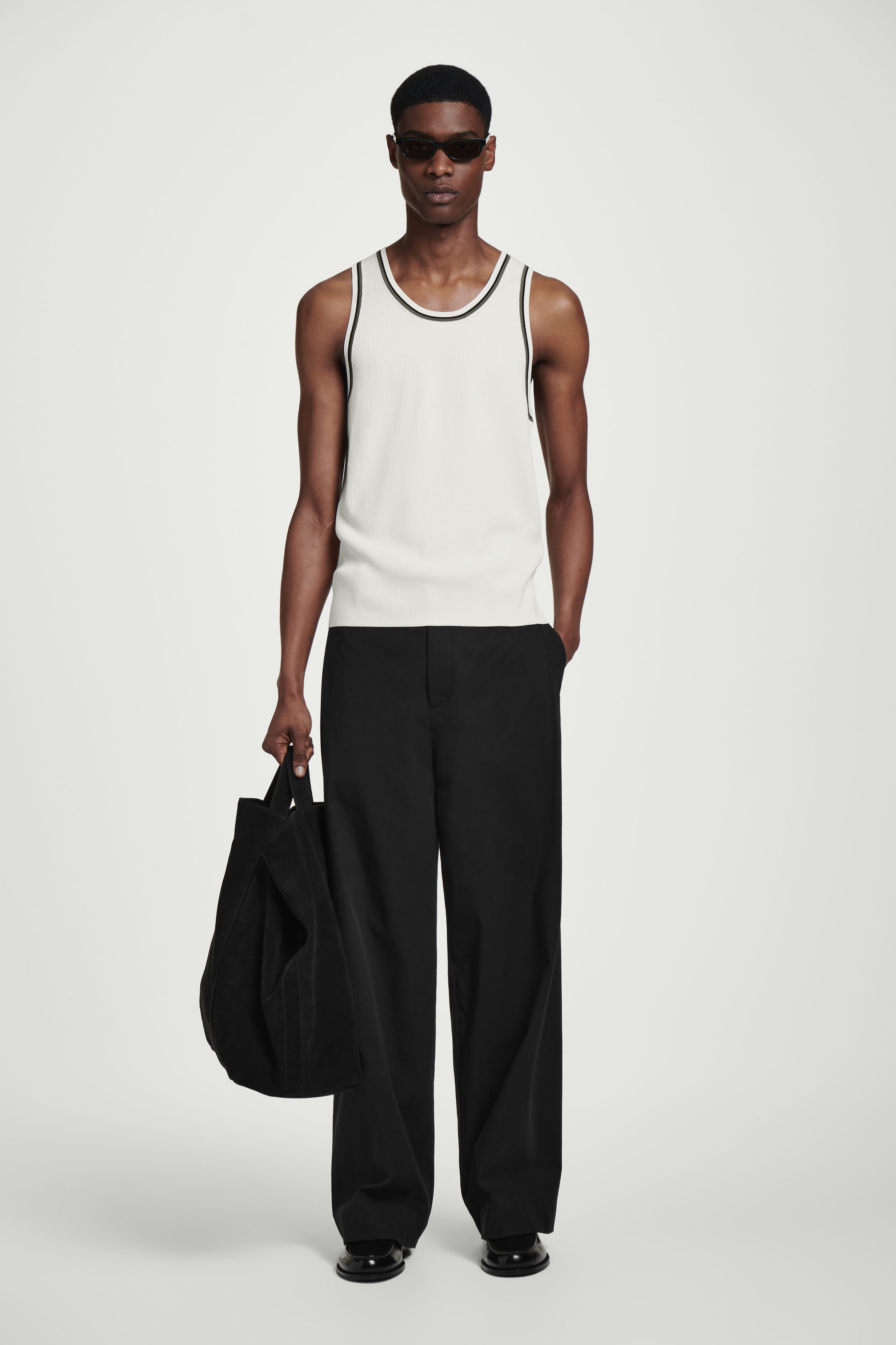 CONTRAST-TRIM RIBBED TANK TOP