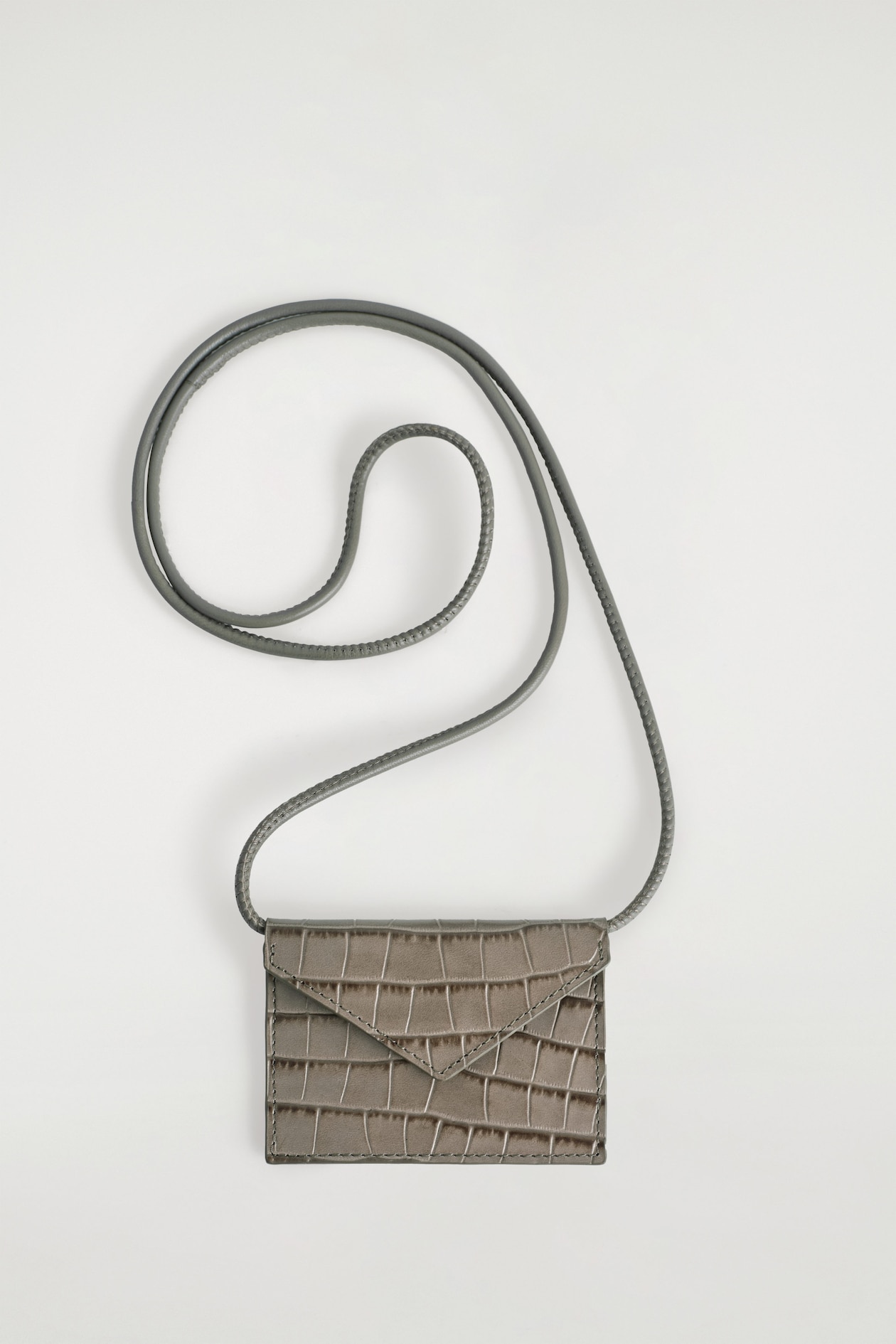 CROC-EFFECT LEATHER CARDHOLDER — BEIGE