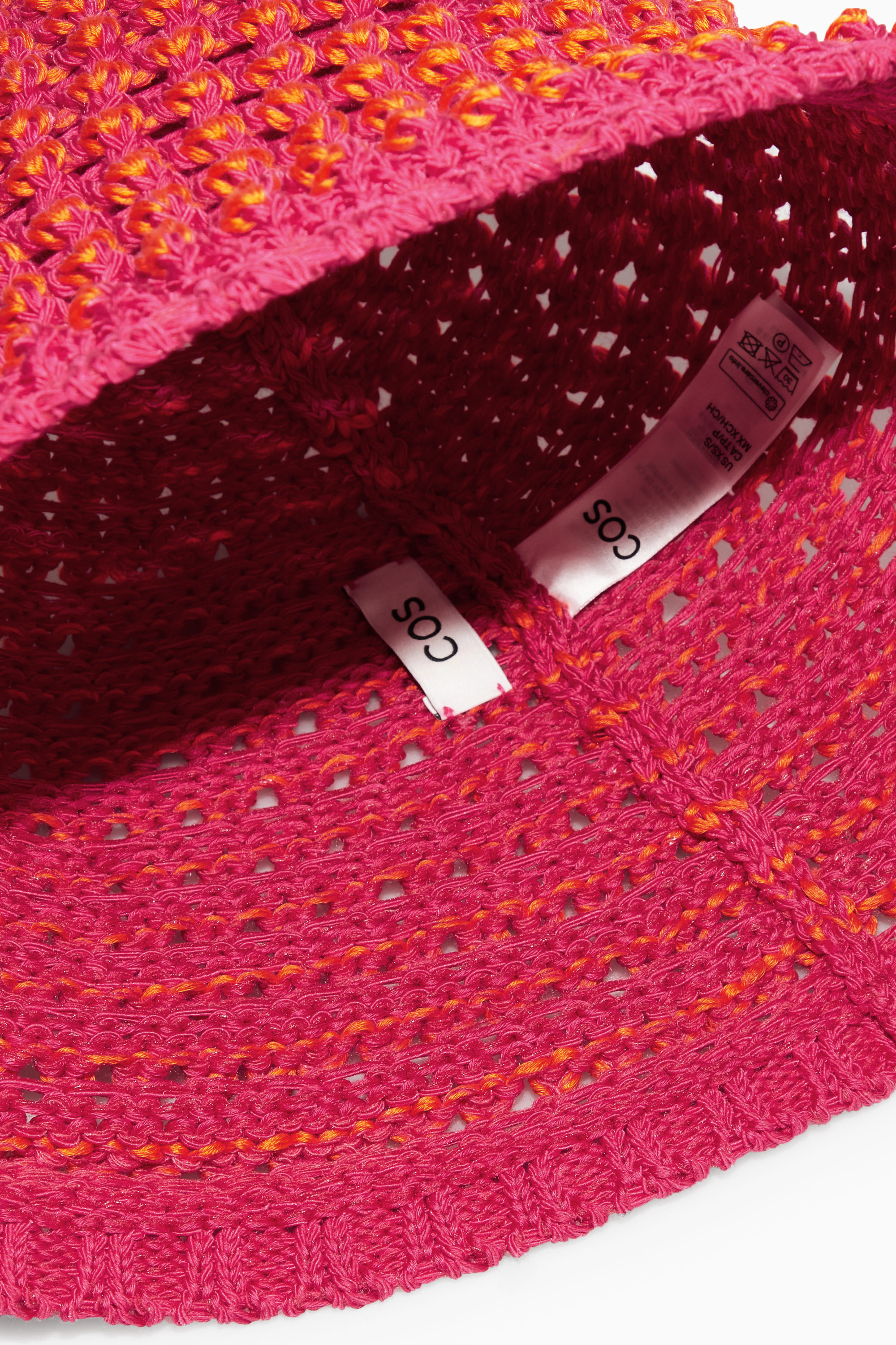CROCHET BUCKET HAT - PINK / ORANGE | COS