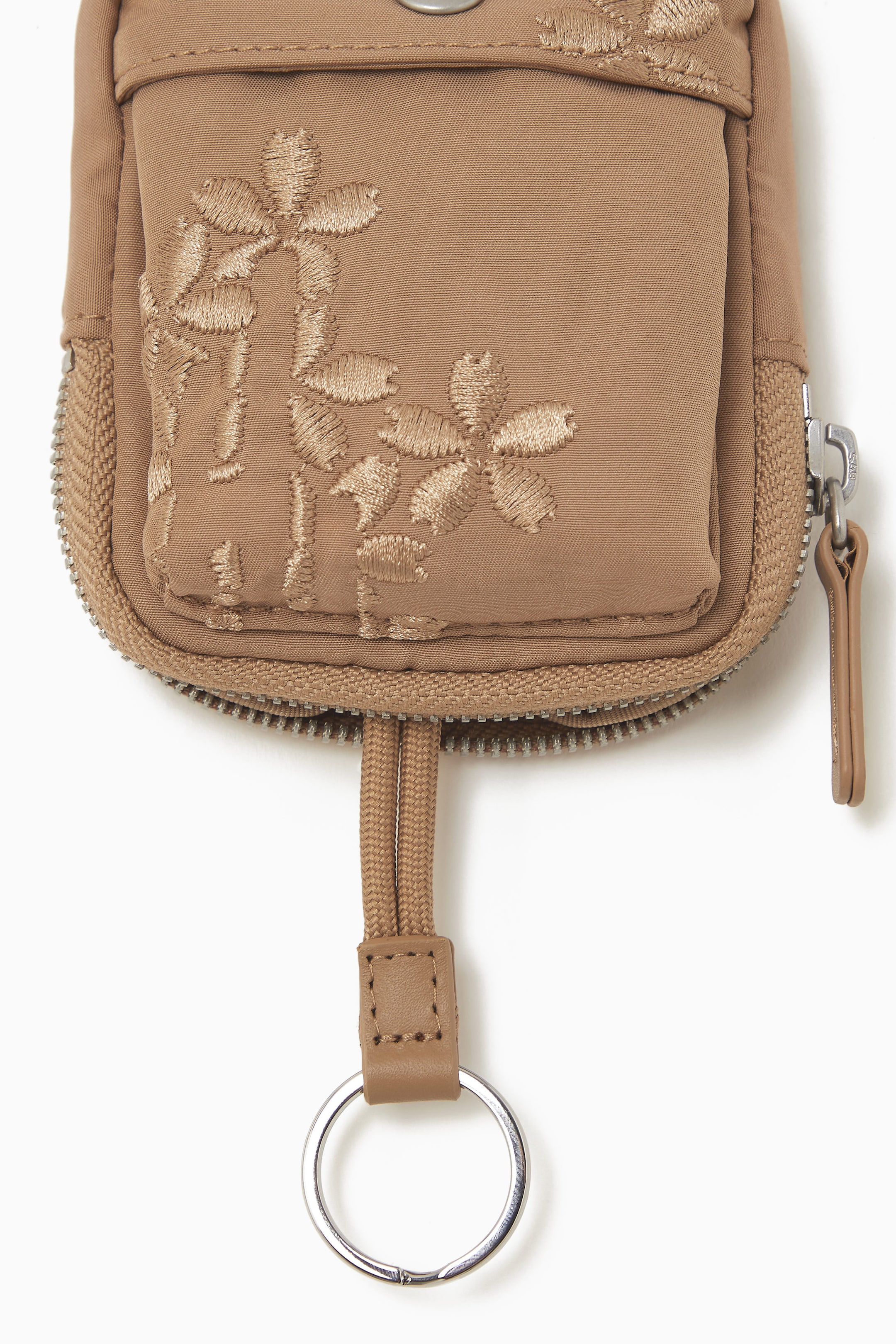 EMBROIDERED FLORAL MINI POUCH