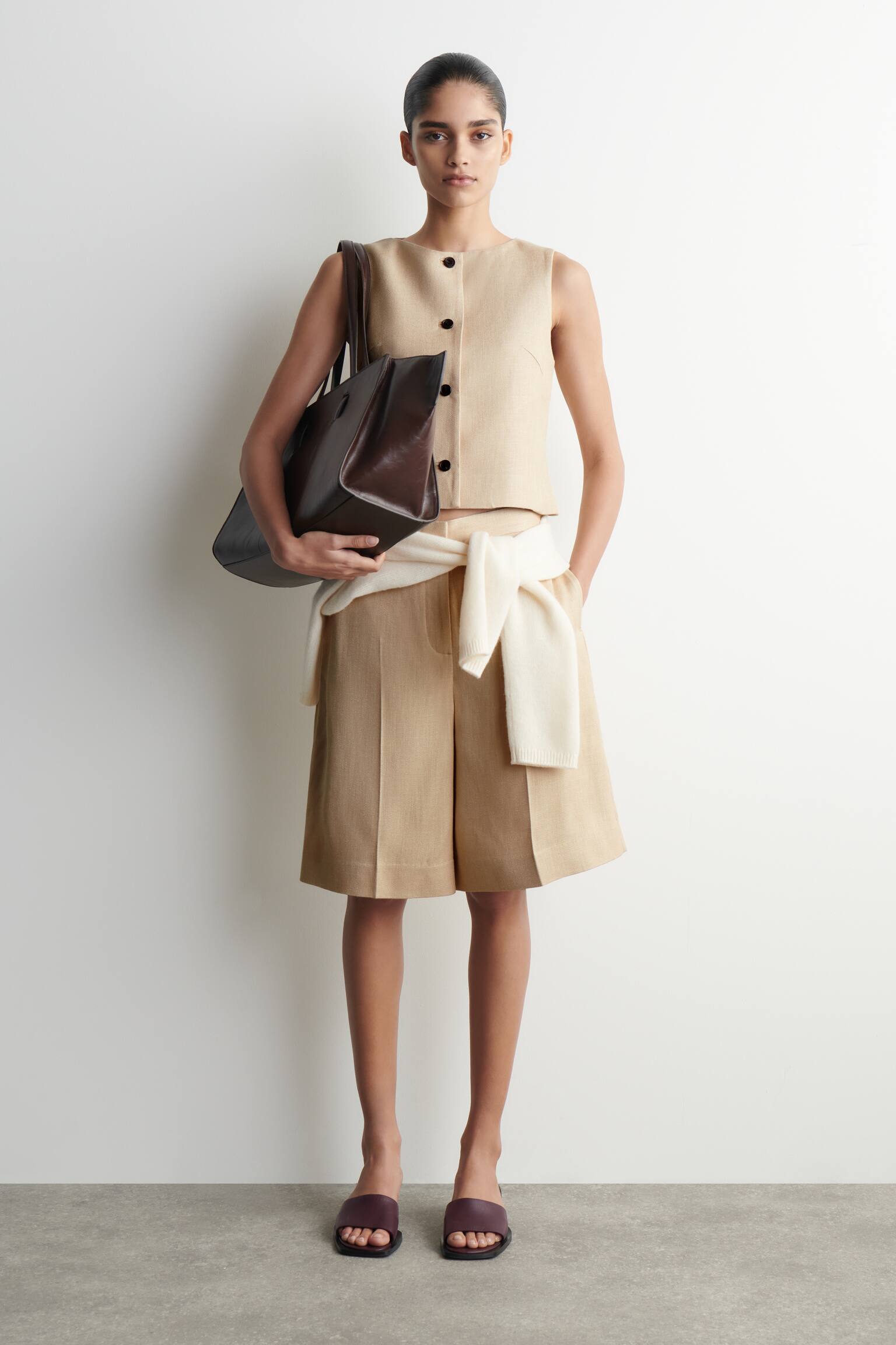 TAILORED WAISTCOAT-בז' - 3