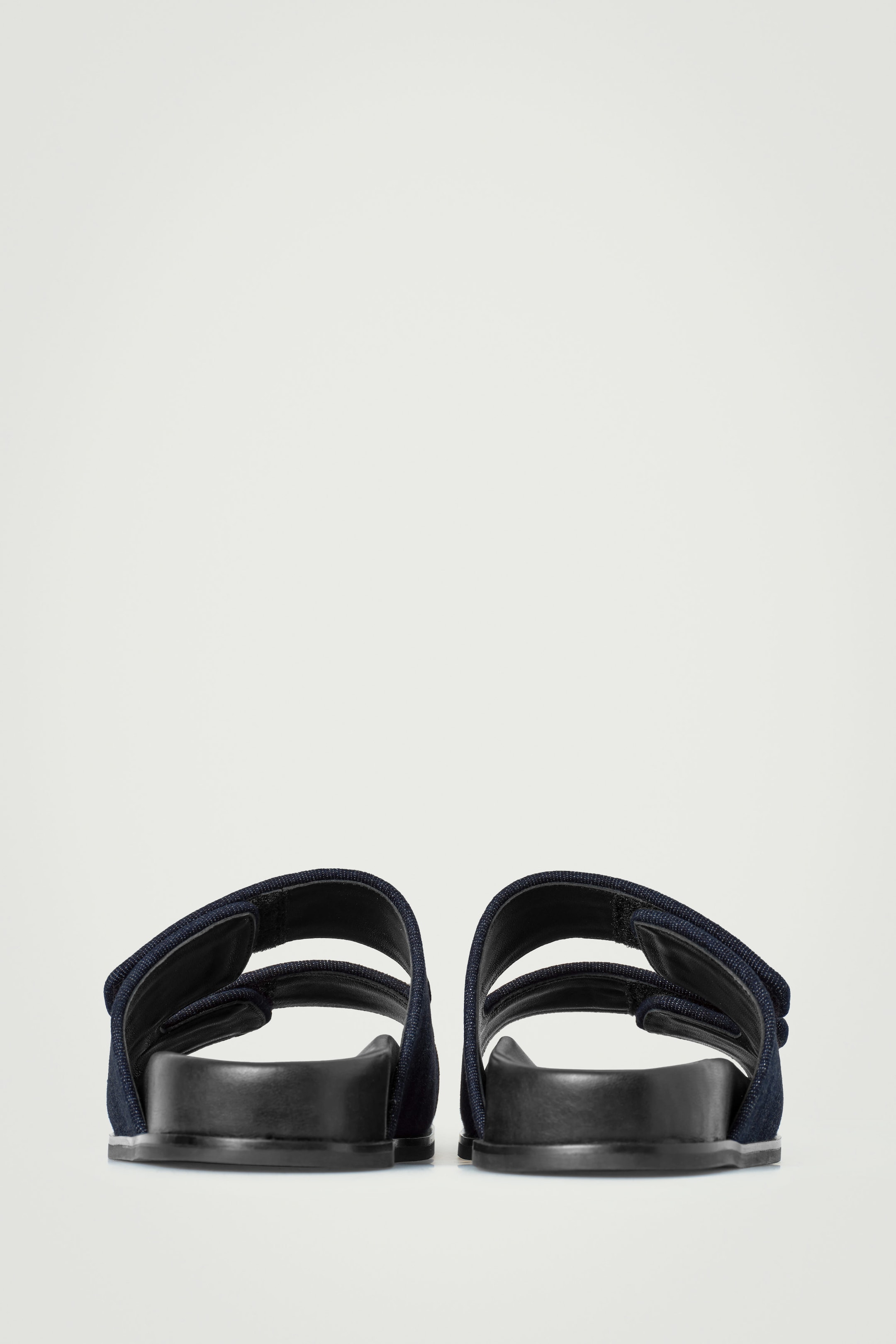 StillMedia/DescriptiveStillLife