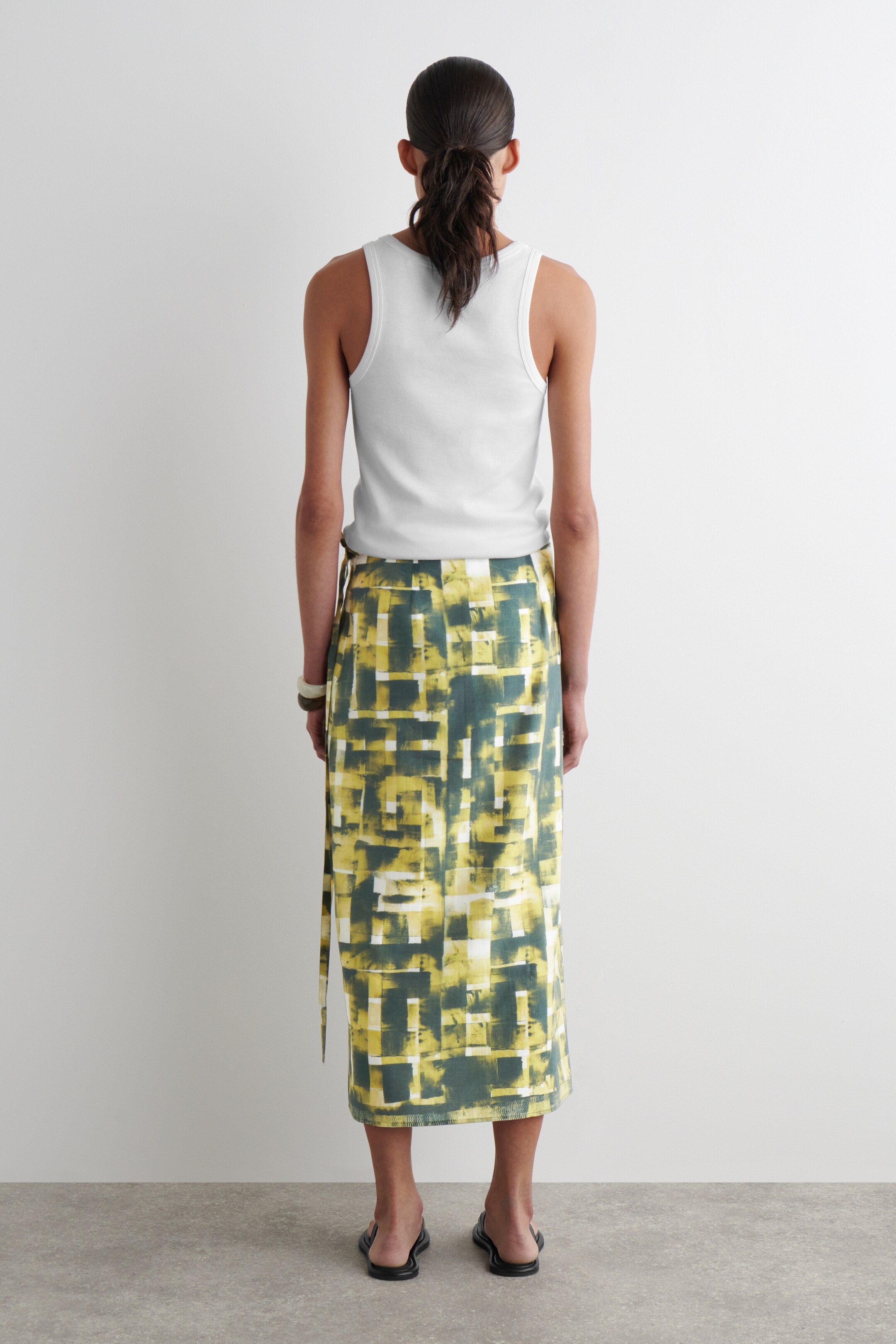 Ingrandisci l'immagine: PRINTED MIDI WRAP SKIRT - YELLOW / GREEN / PRINTED - DONNA | H&M CH 4