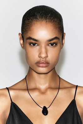 DOMED GLASS PENDANT NECKLACE — BLACK 1