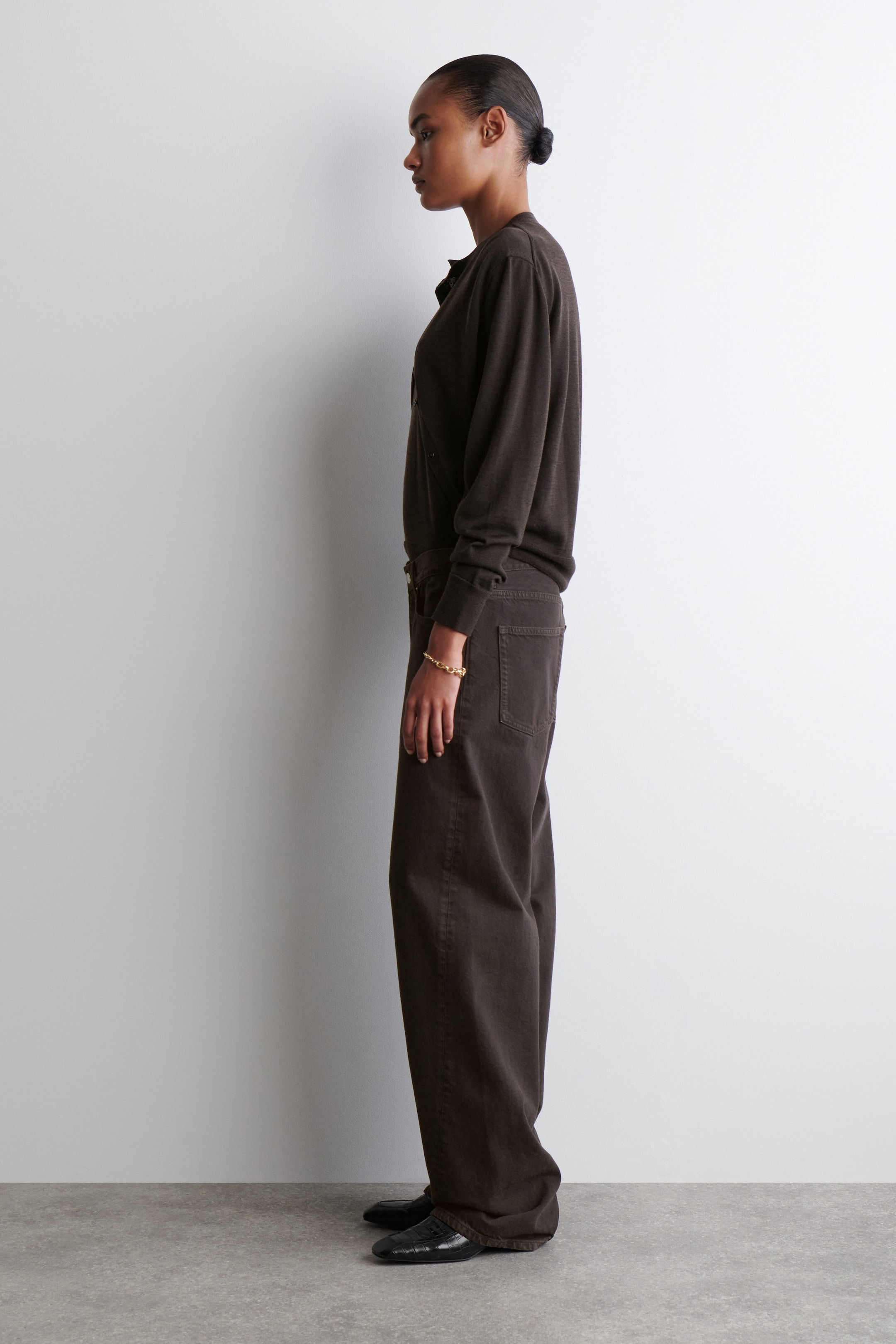 FACADE STRAIGHT-LEG JEANS