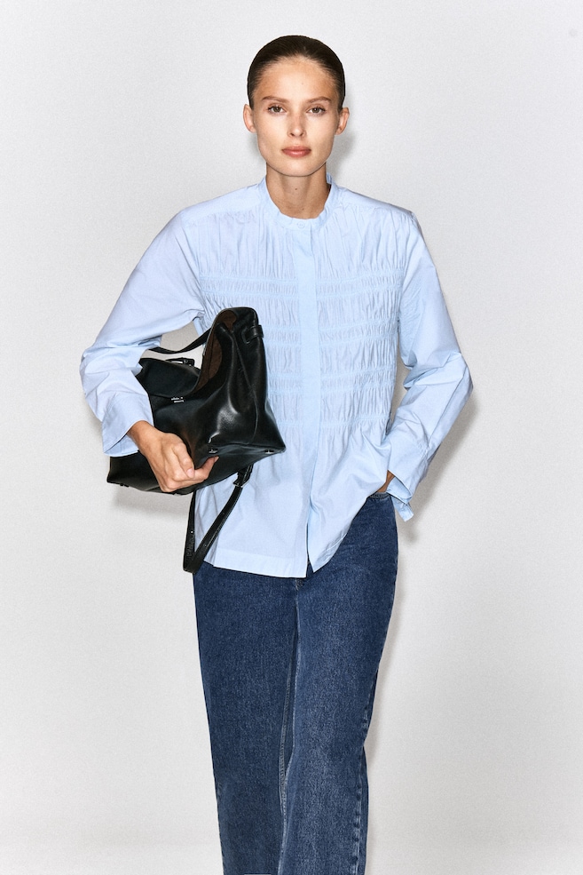 RUCHED COTTON BLOUSE — BLUE
