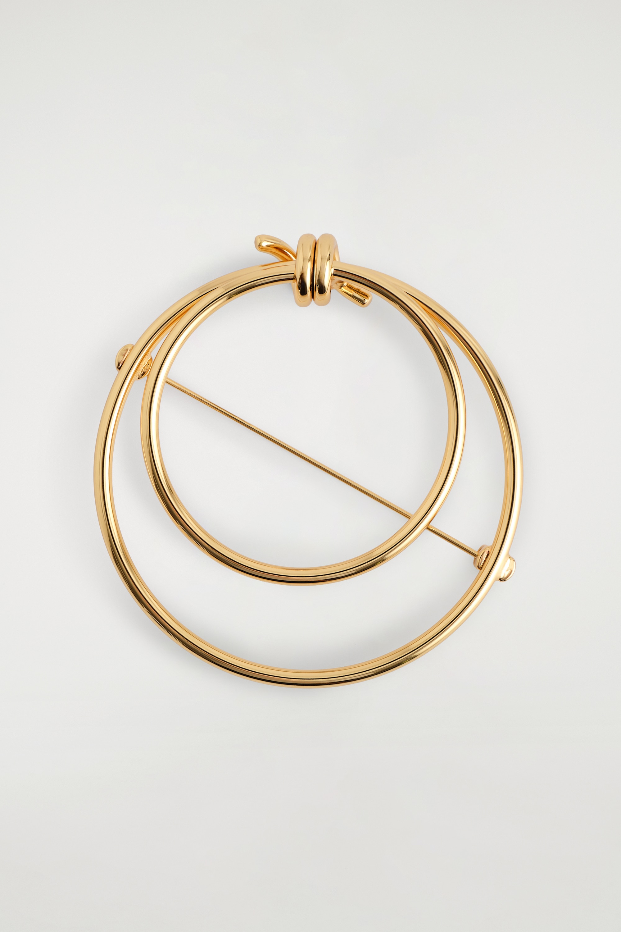KNOTTED BROOCH - זהב
