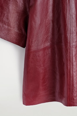 PANELLED TEXTURED-LEATHER T-SHIRT — CRIMSON 6