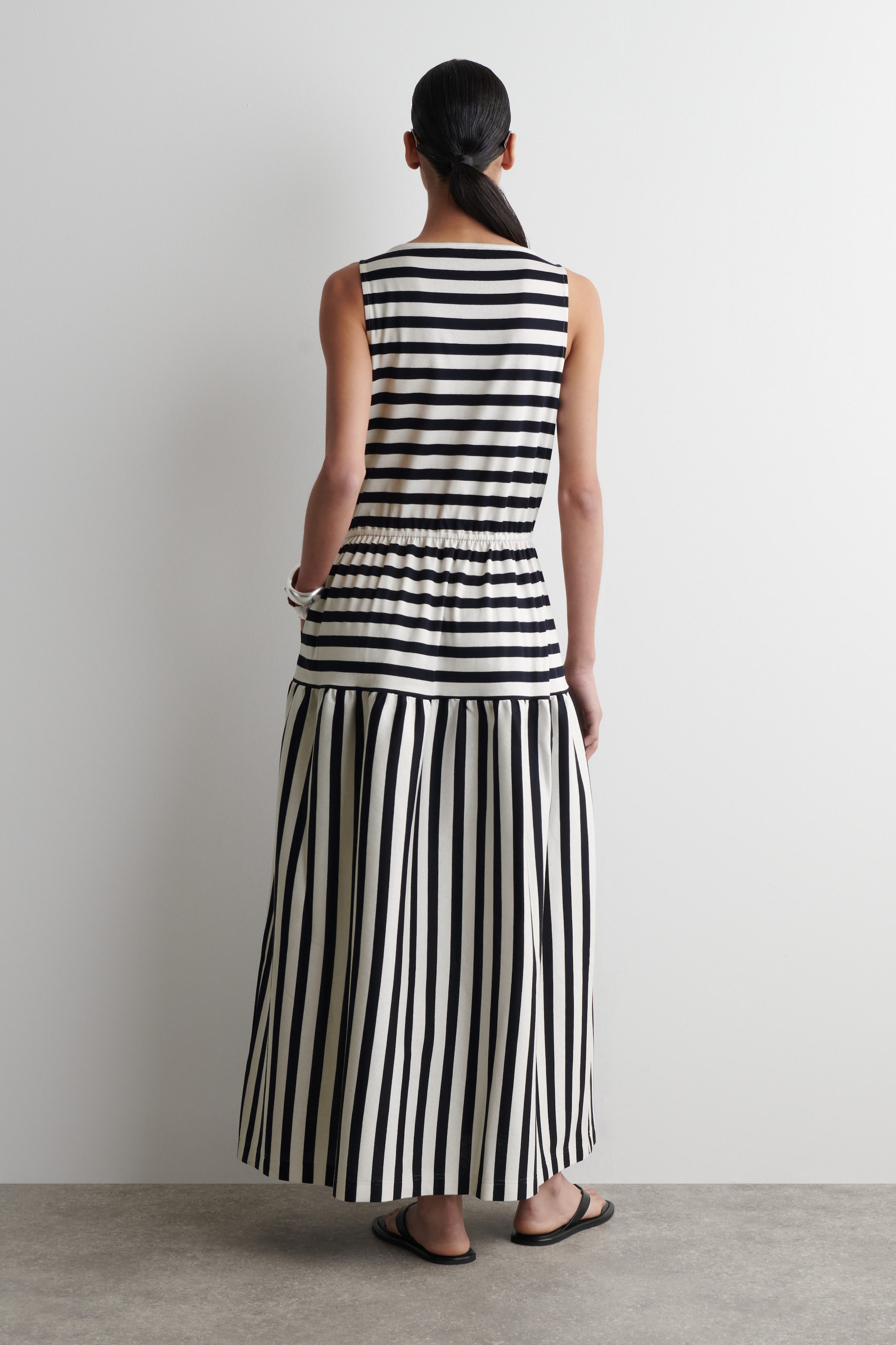 BOATNECK GATHERED MIDI DRESS