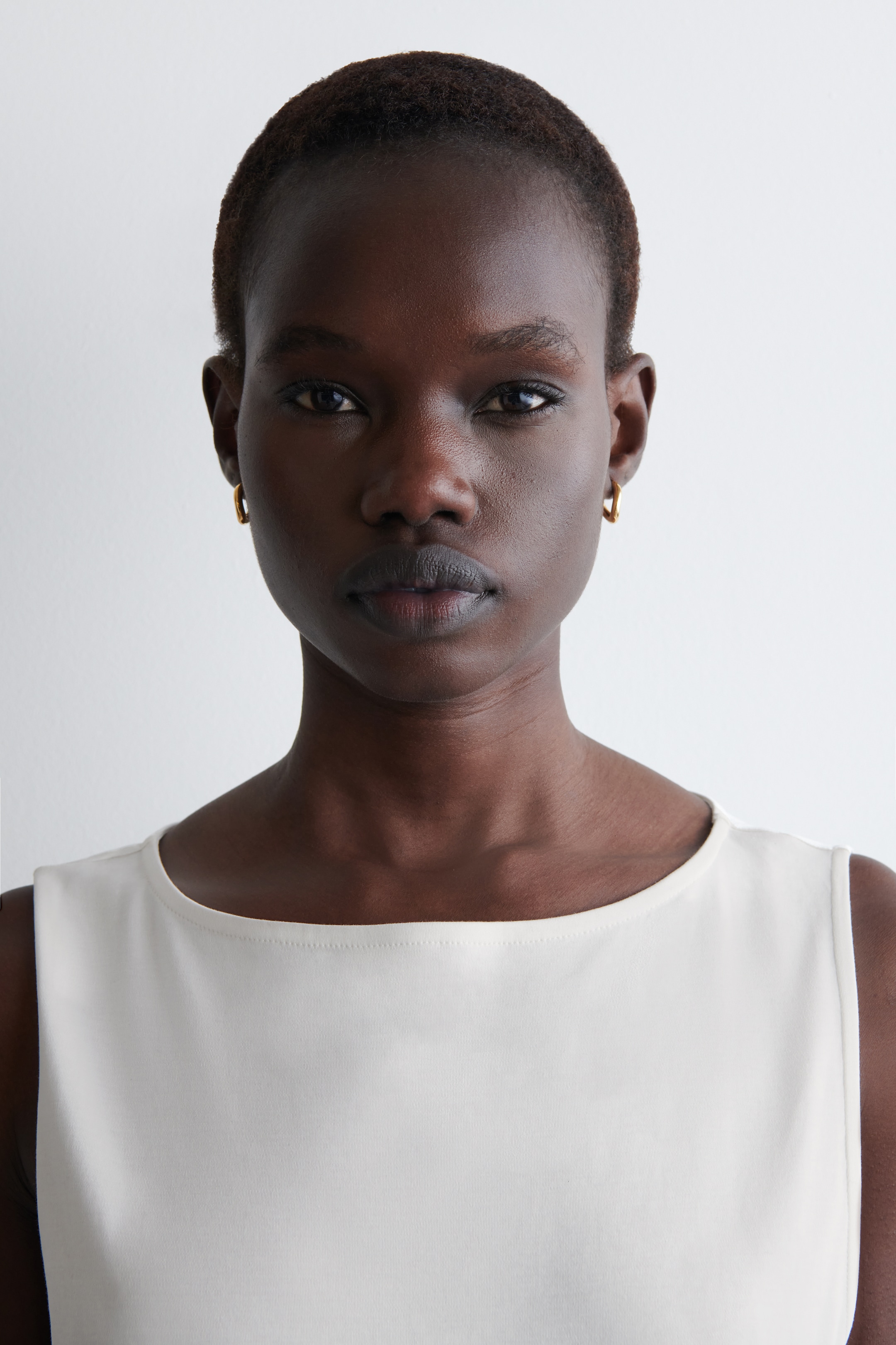 View larger image: TWISTED HOOP EARRINGS - GOLD - Ladies | H&M GB 1