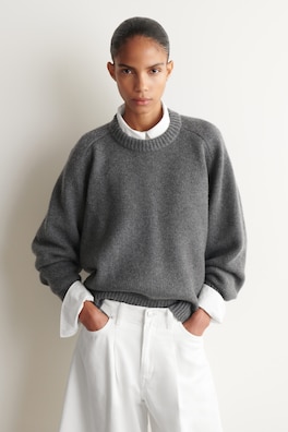 ROUNDED PURE CASHMERE CREW-NECK SWEATER — GRAY MÉLANGE 1