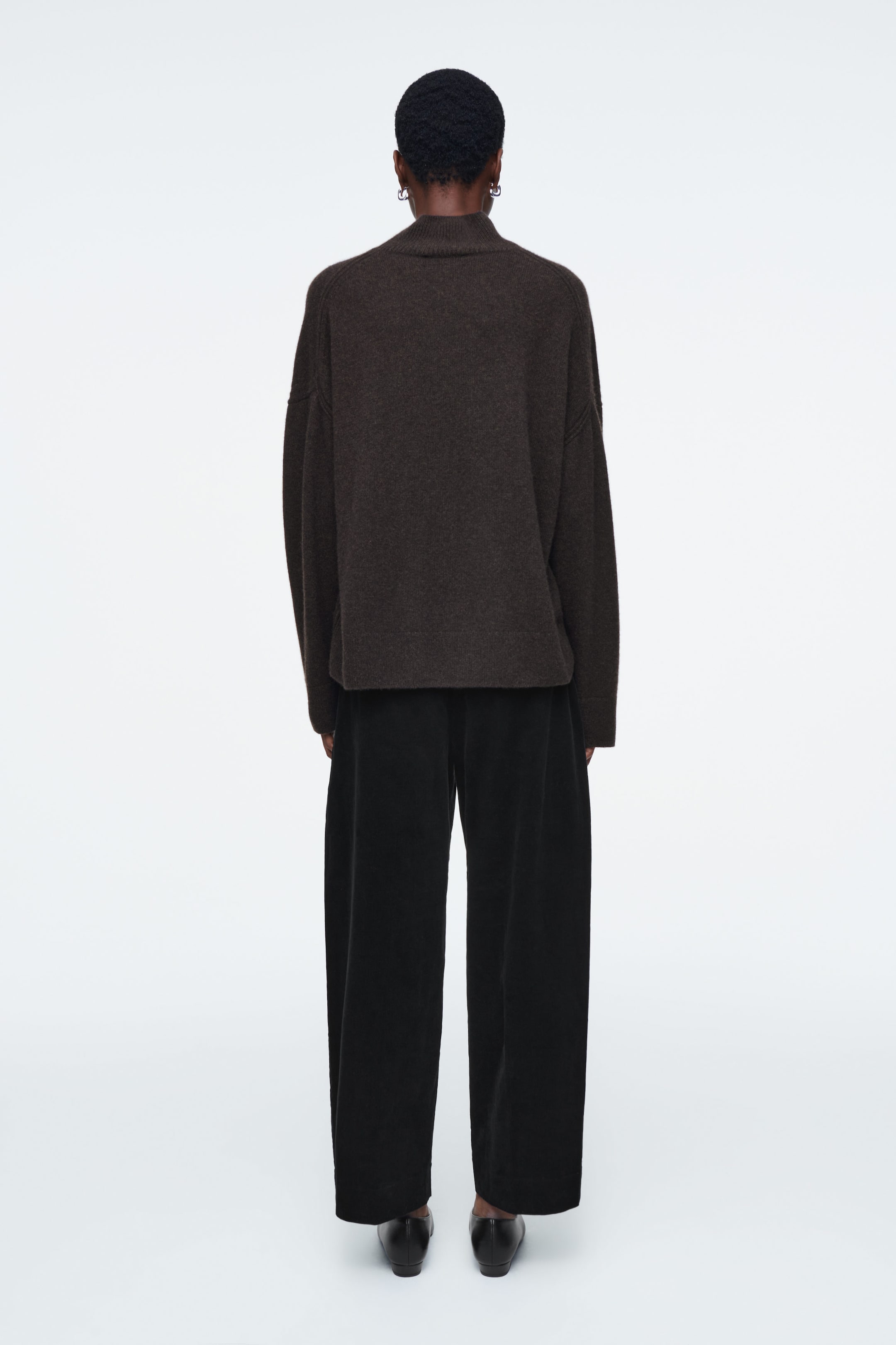 CROPPED CORDUROY PANTS