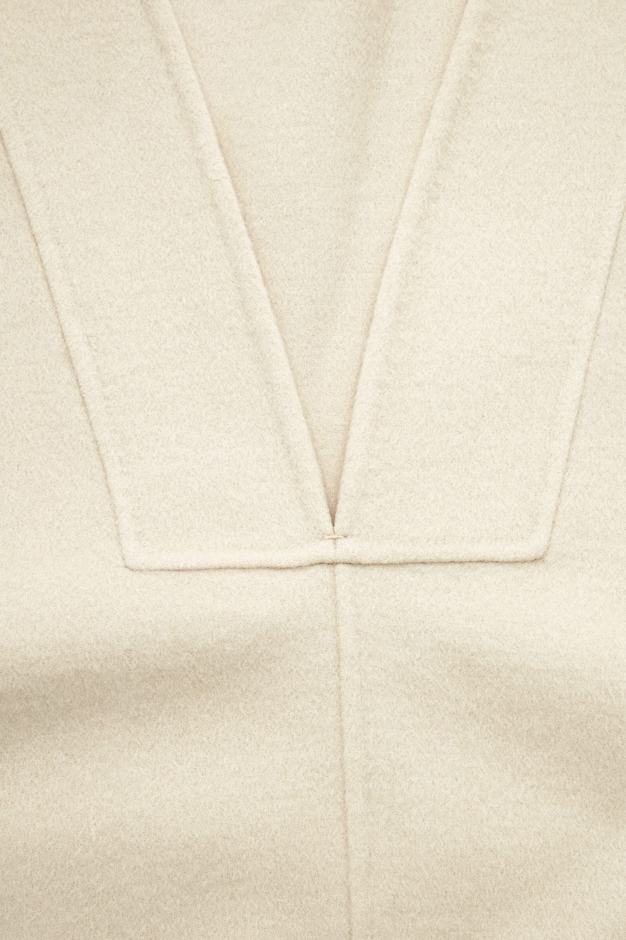 View larger image: OVERSIZED V-NECK WOOL VEST - LIGHT BEIGE - Ladies | H&M GB 2