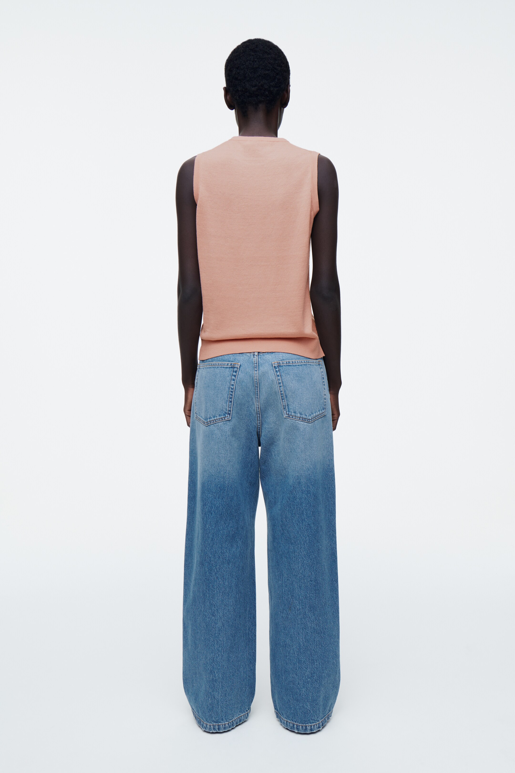 Agrandir l'image: DÉBARDEUR EN MAILLE DE LAINE MÉRINOS-LIN - ROSE POUDRÉ - FEMME | H&M FR 4